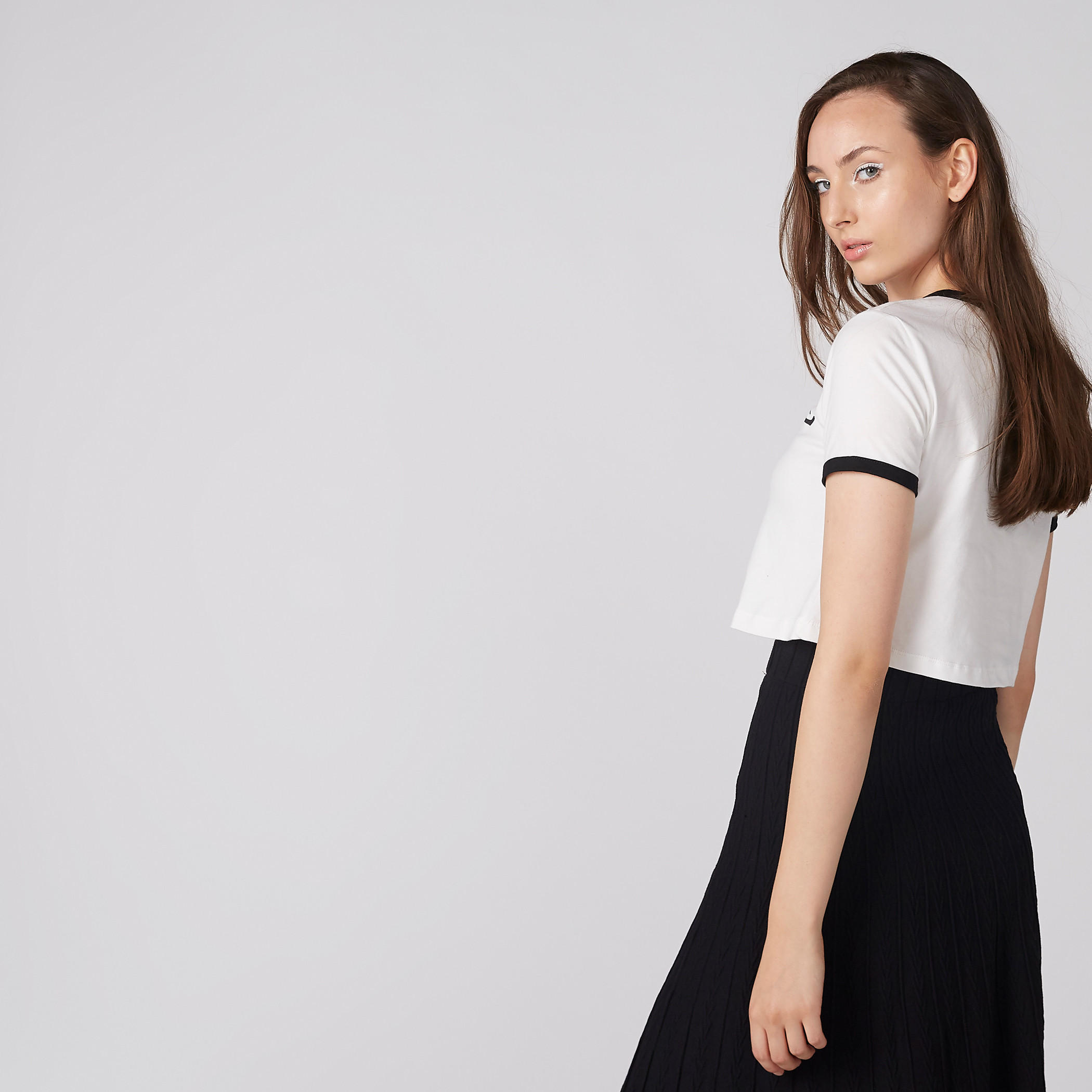 بلوزة بياقة مستديرة وأكمام قصيرة وطبعات-women-clothing-tshirts-image-2
