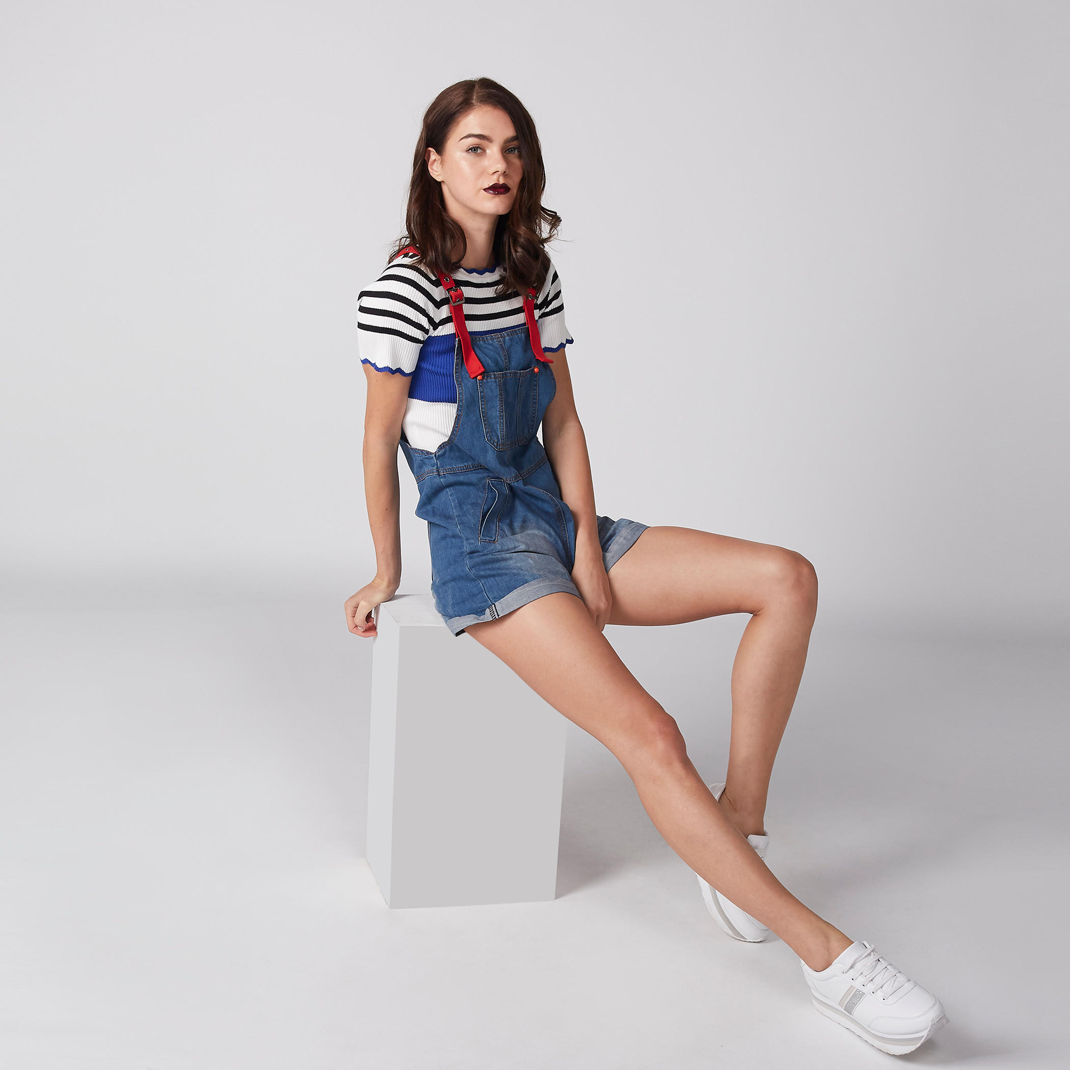 بلوزة قصيرة مقلّمة بياقة مستديرة-women-clothing-shirtsandblouses-blouses-image-4