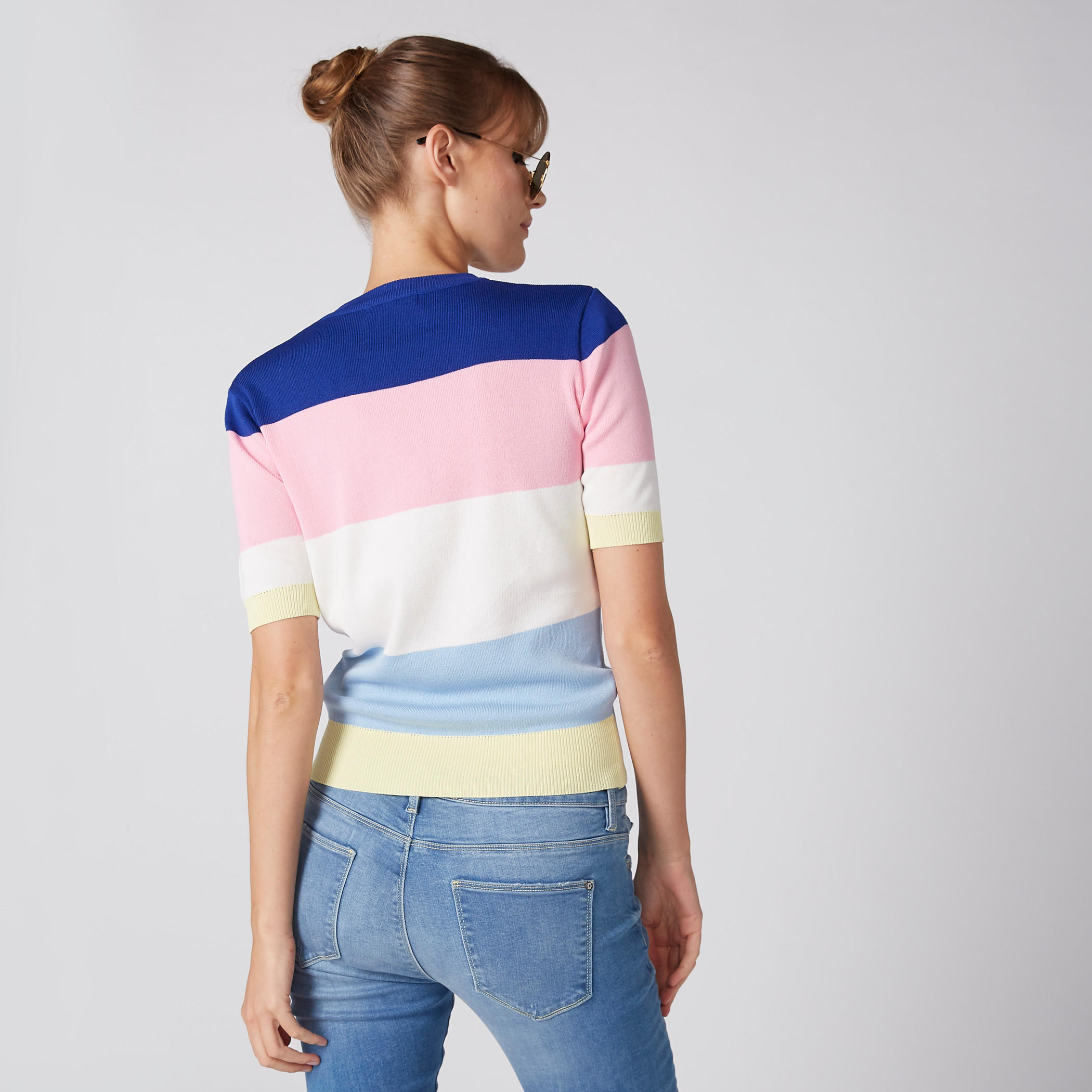 بلوزة بياقة مستديرة وأكمام قصيرة-women-clothing-tshirts-image-2