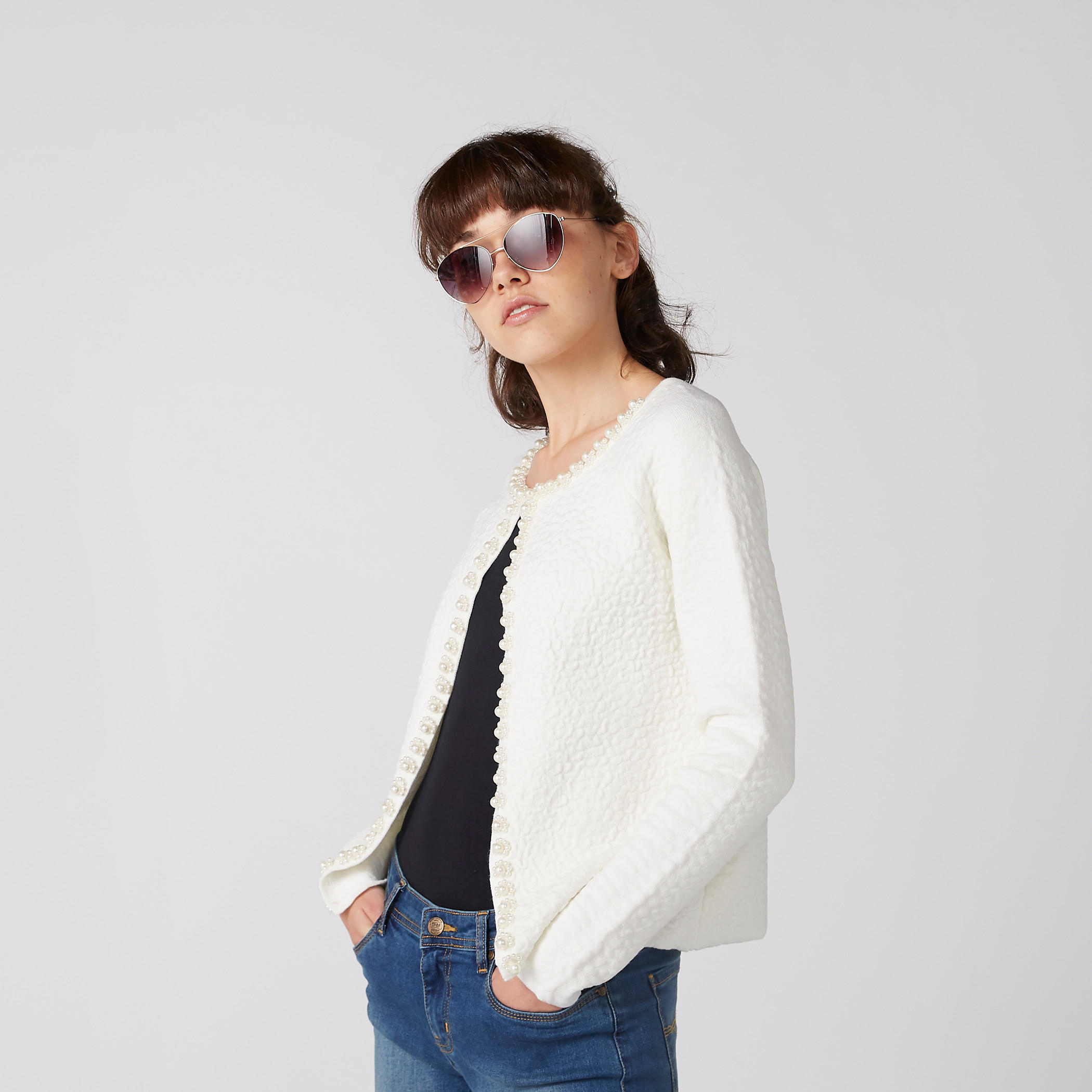 جاكيت مفتوح بأكمام طويلة وتفاصيل لؤلؤ-women-winterwear-coatsandjackets-jackets-image-1