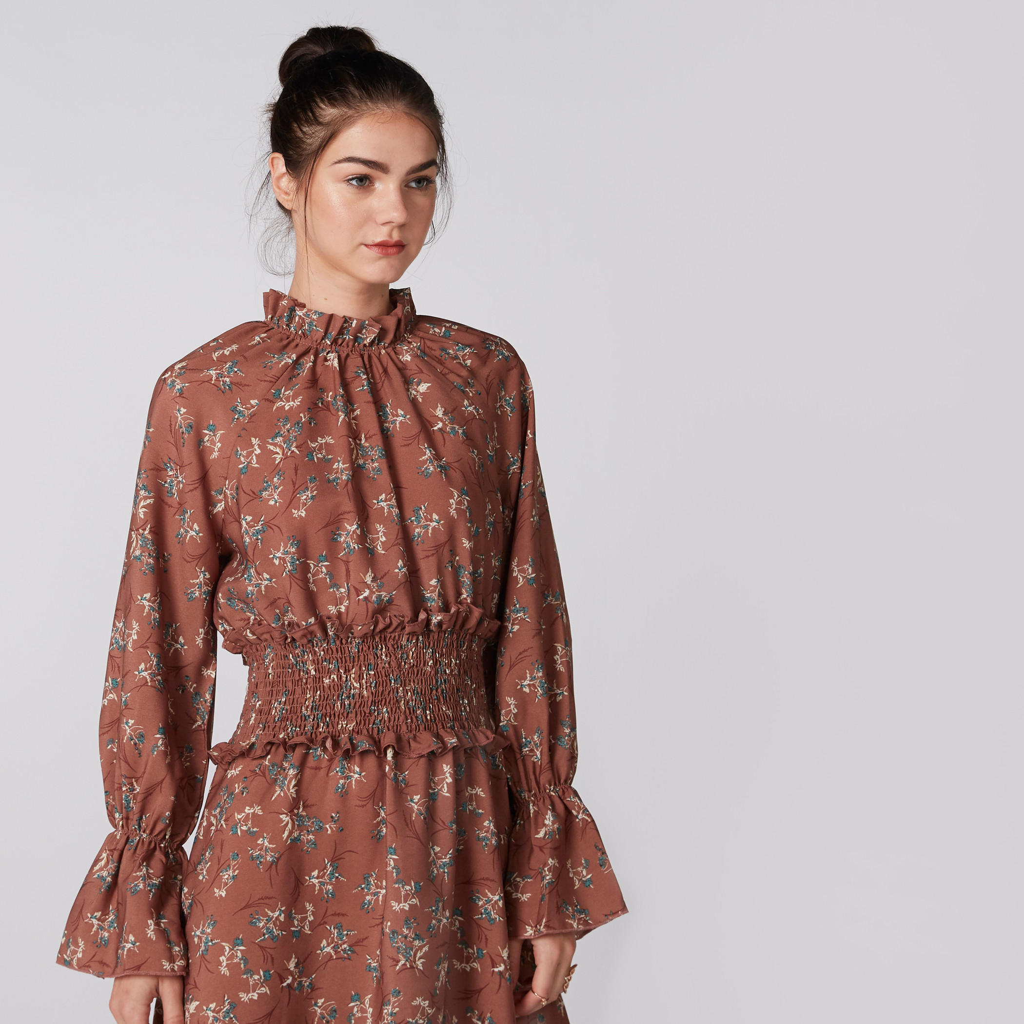 فستان طويل بحوّاف غير مستوية ودرزات وطبعات-women-clothing-dresses-image-4