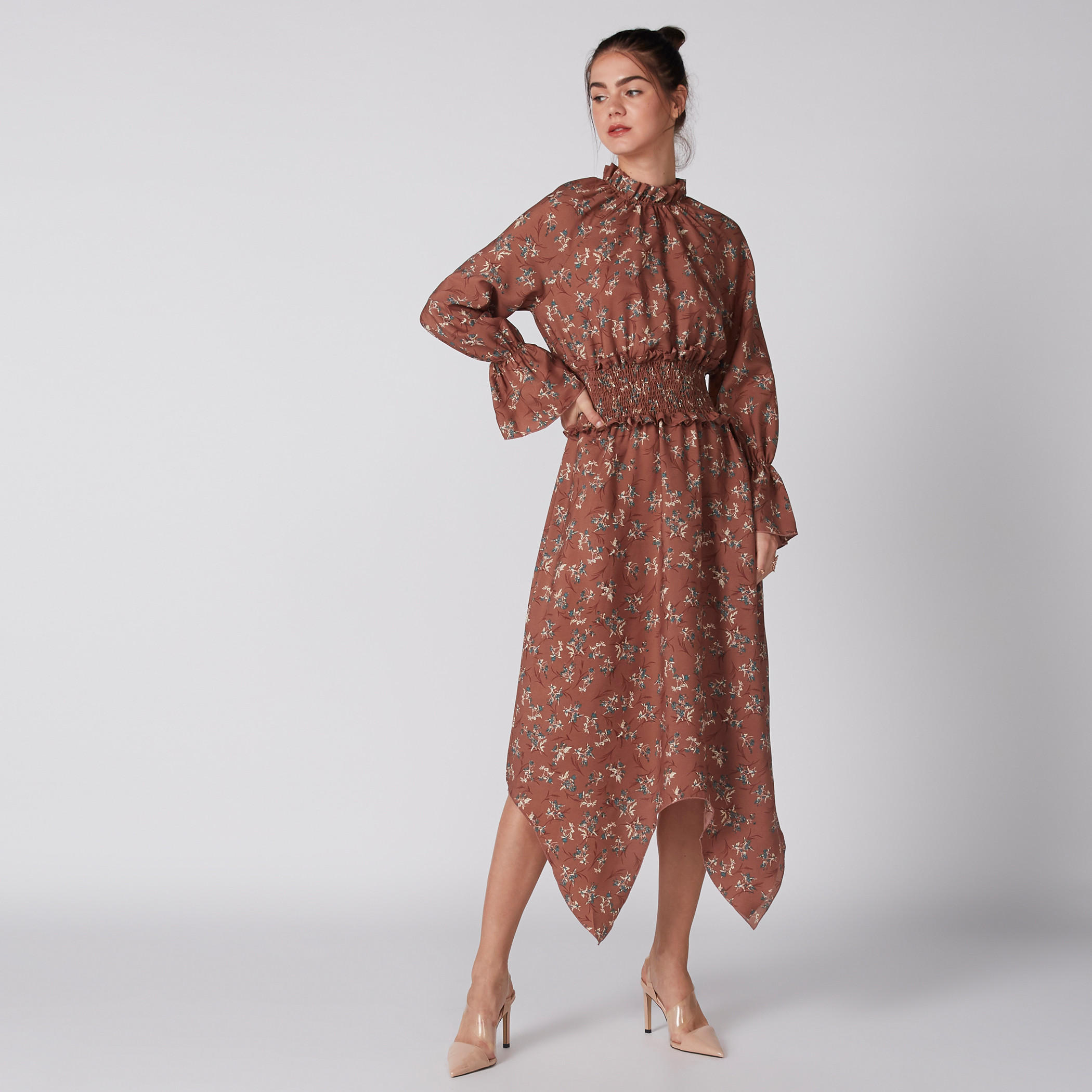 فستان طويل بحوّاف غير مستوية ودرزات وطبعات-women-clothing-dresses-image-5