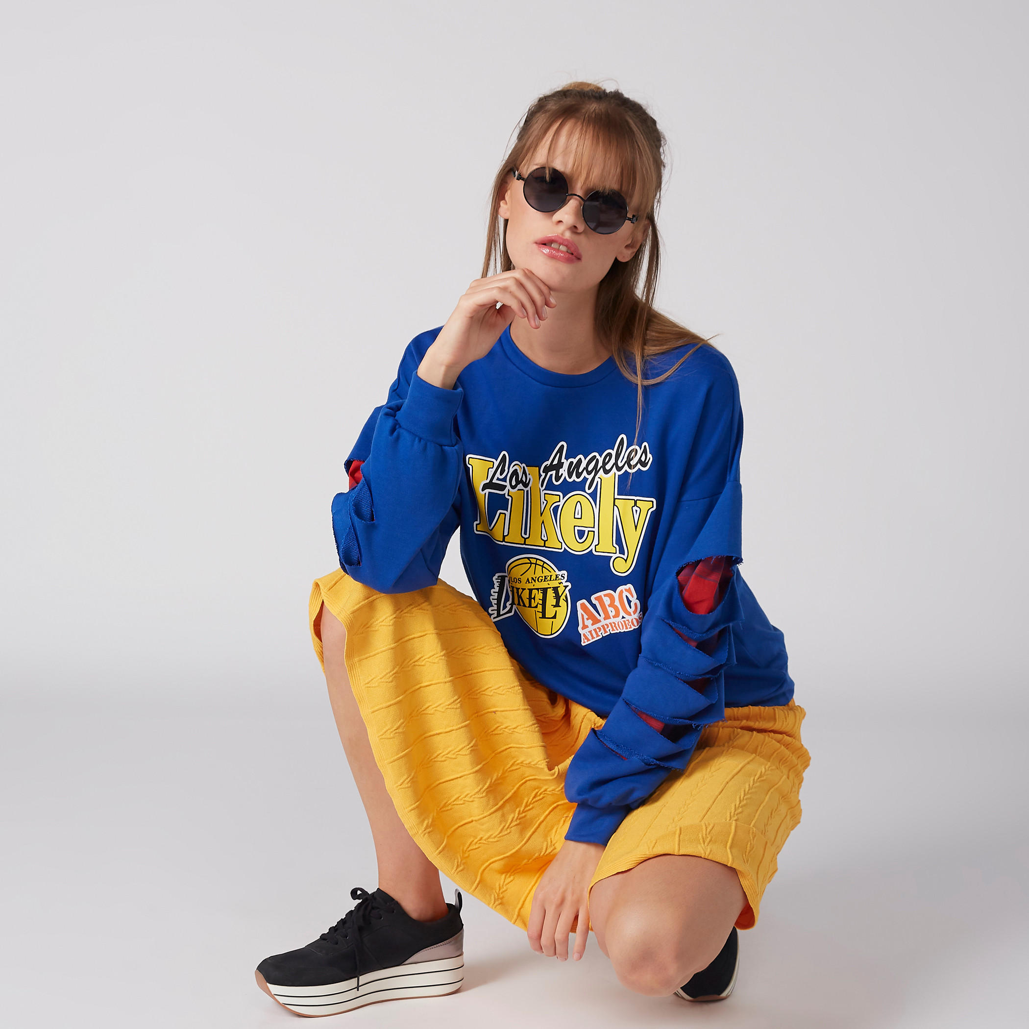 Printed Sweatshirt with Round Neck and Cutout Long Sleeves-women-winterwear-hoodiesandsweatshirts-sweatshirts-image-4