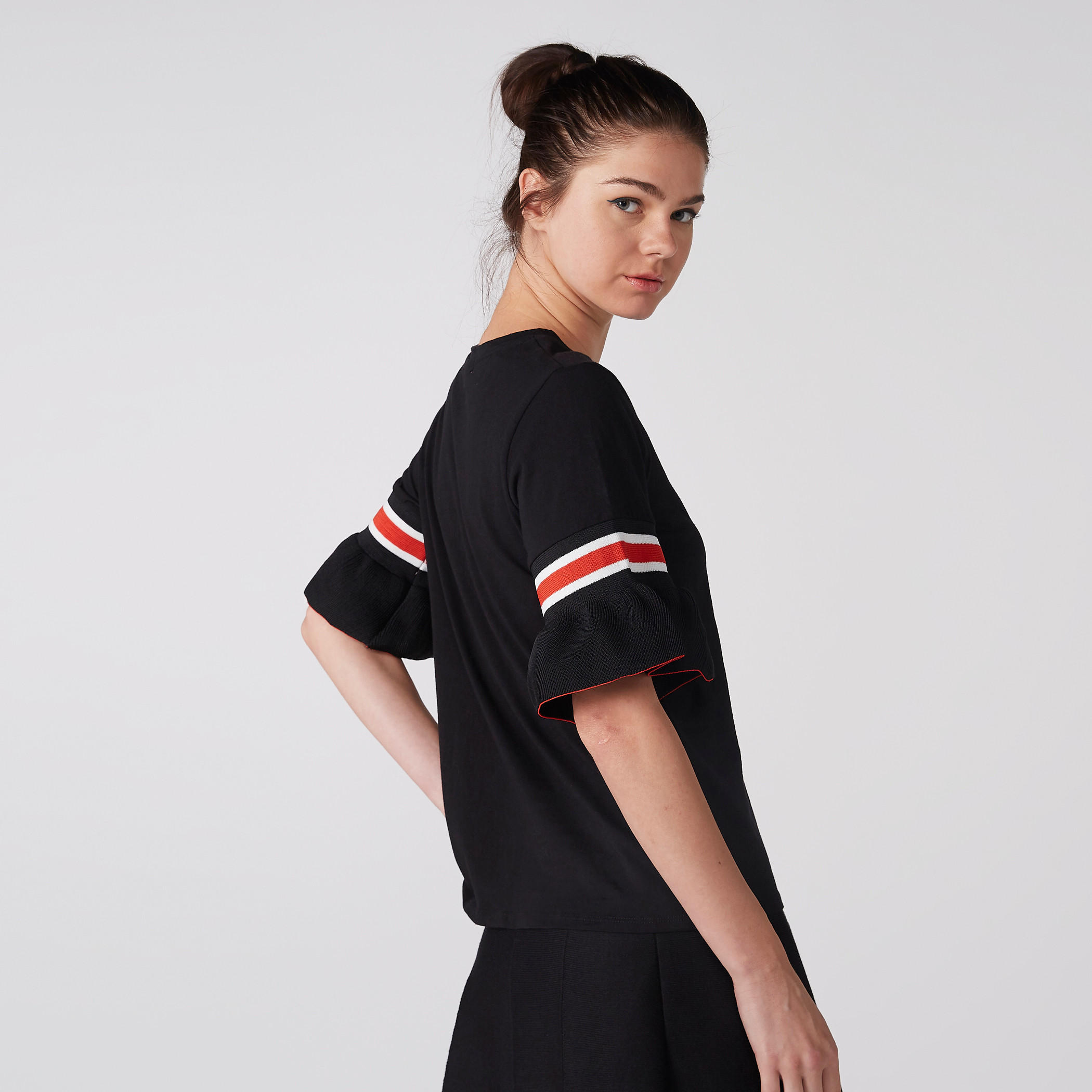 بلوزة بياقة مستديرة وأكمام واسعة وطبعات-women-clothing-tshirts-image-3