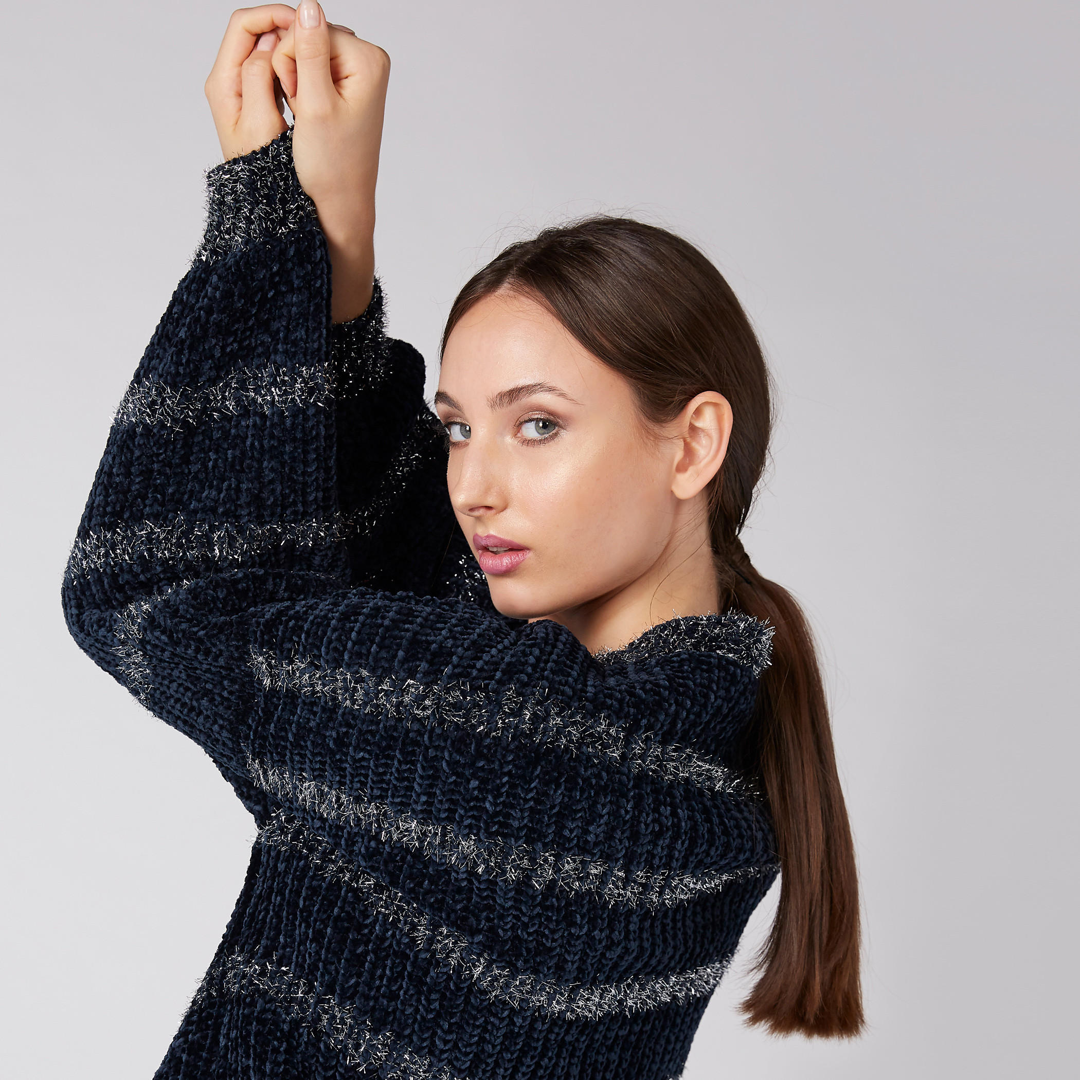 سترة مفتوحة من الأمام بارزة الملمس بأكمام طويلة-women-winterwear-cardigansandjumpers-cardigans-image-4