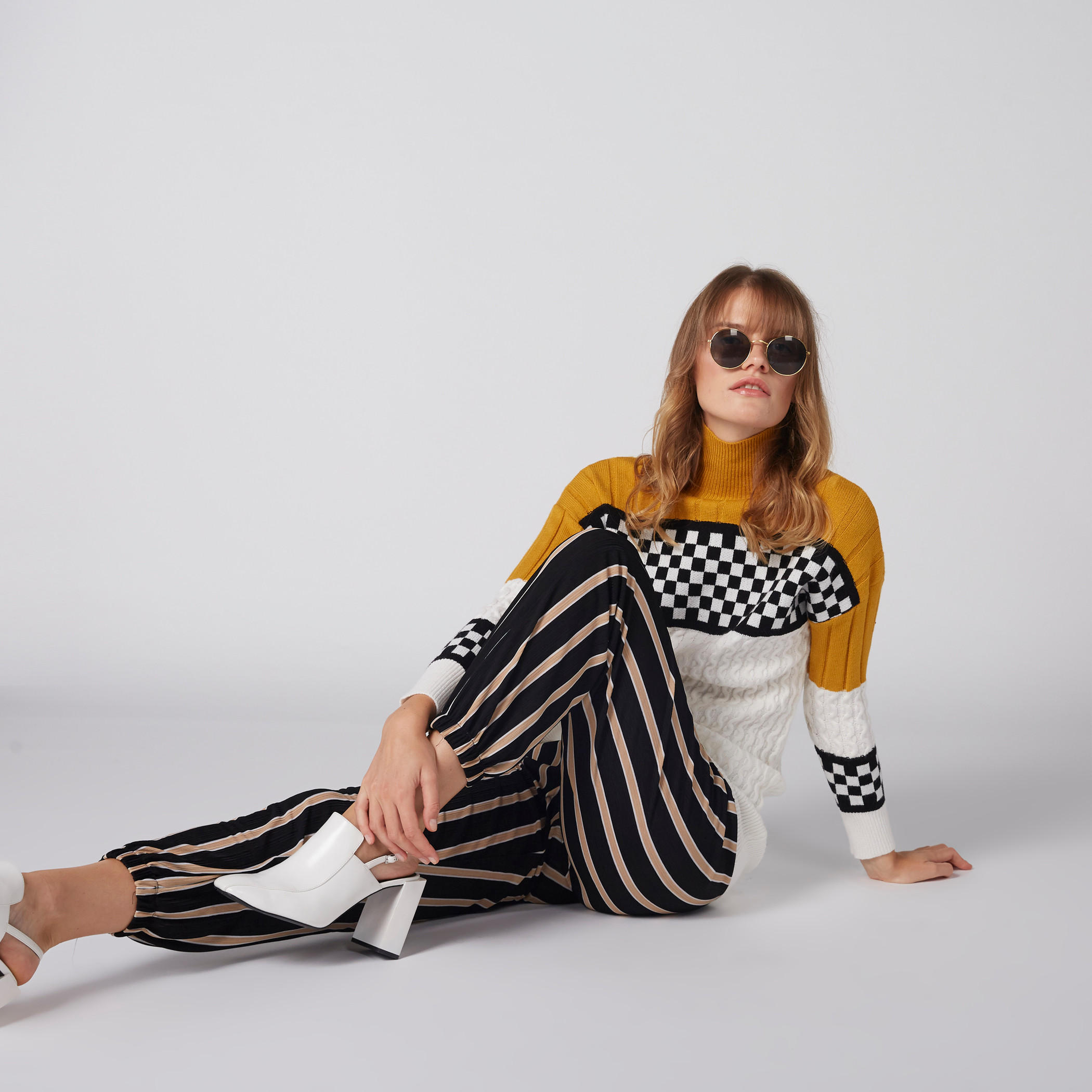 Textured Sweater with High Neck and Long Sleeves-women-clothing-cardigansandjumpers-jumpers-image-6