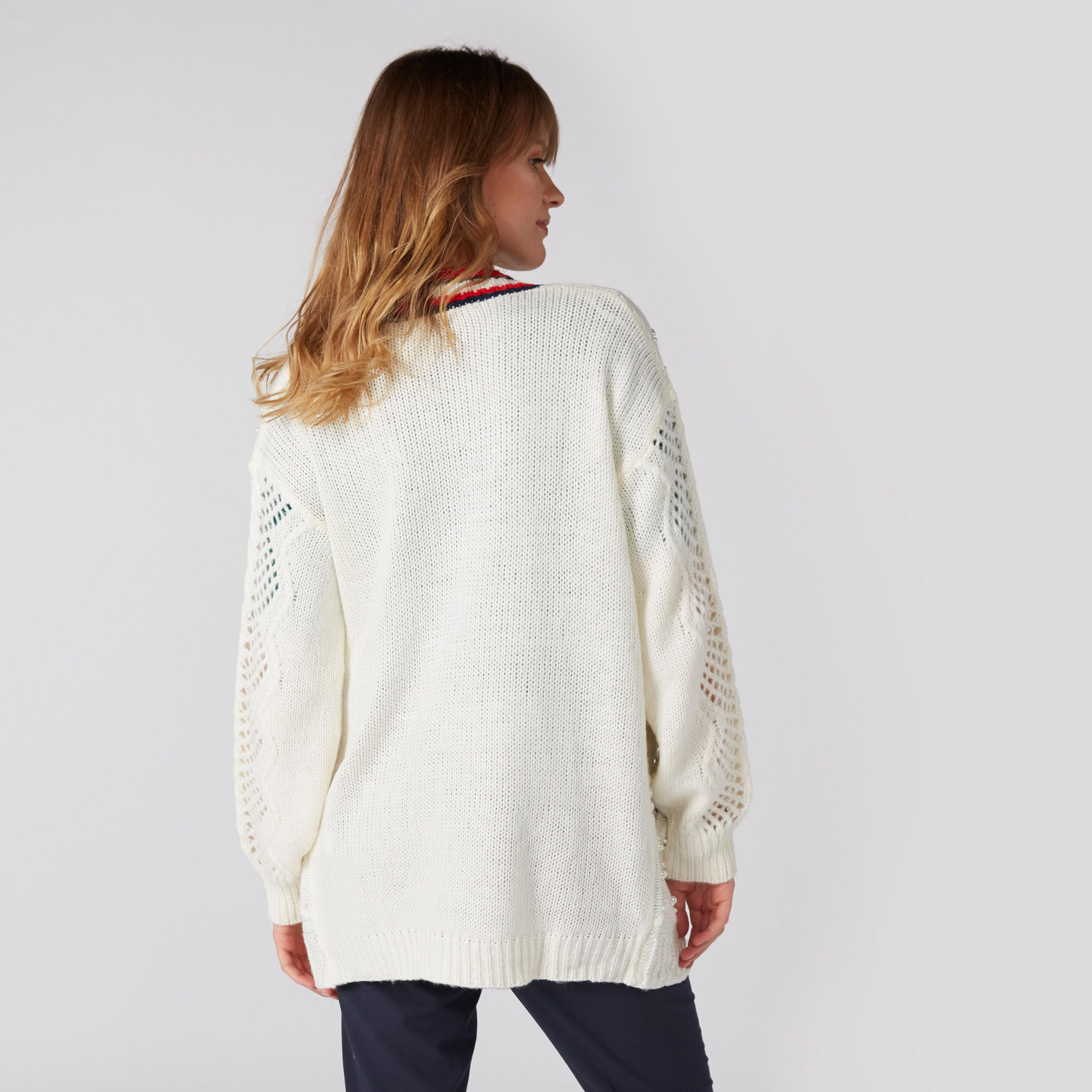 كارديجن مفتوح من المقدّمة بأكمام طويلة وتفاصيل لؤلؤ-women-winterwear-cardigansandjumpers-cardigans-image-6