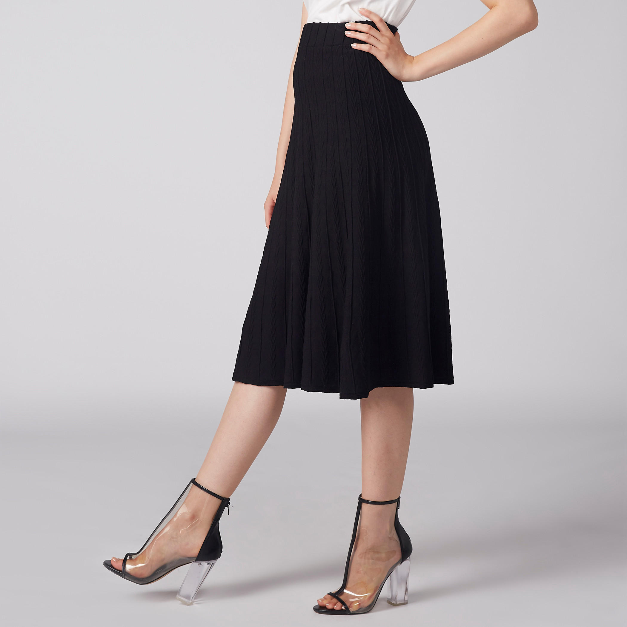 تنورة إيه لاين بارزة الملمس ومتوسطة الطول بخصر مطّاطي-women-clothing-bottoms-skirts-image-2