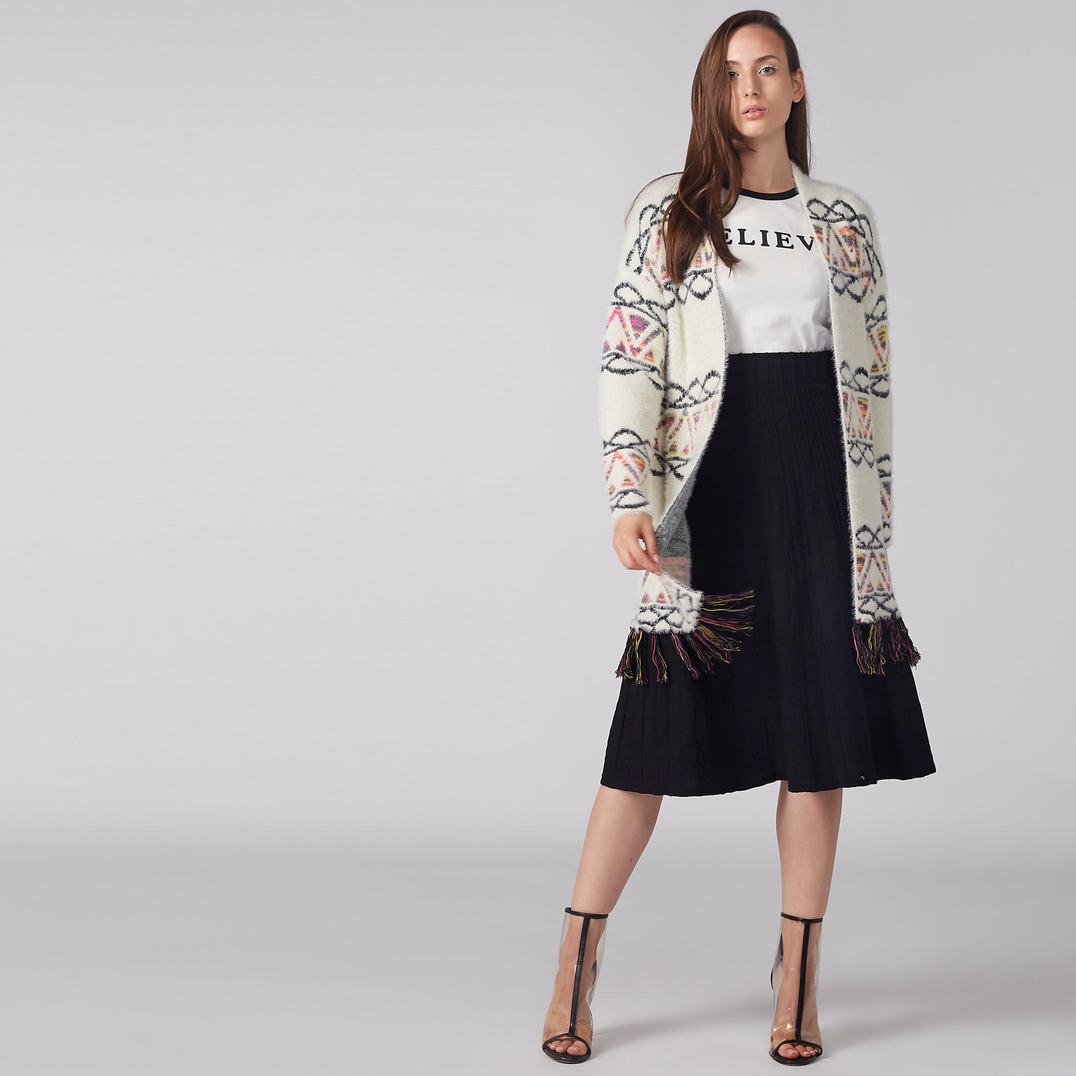 تنورة إيه لاين بارزة الملمس ومتوسطة الطول بخصر مطّاطي-women-clothing-bottoms-skirts-image-4