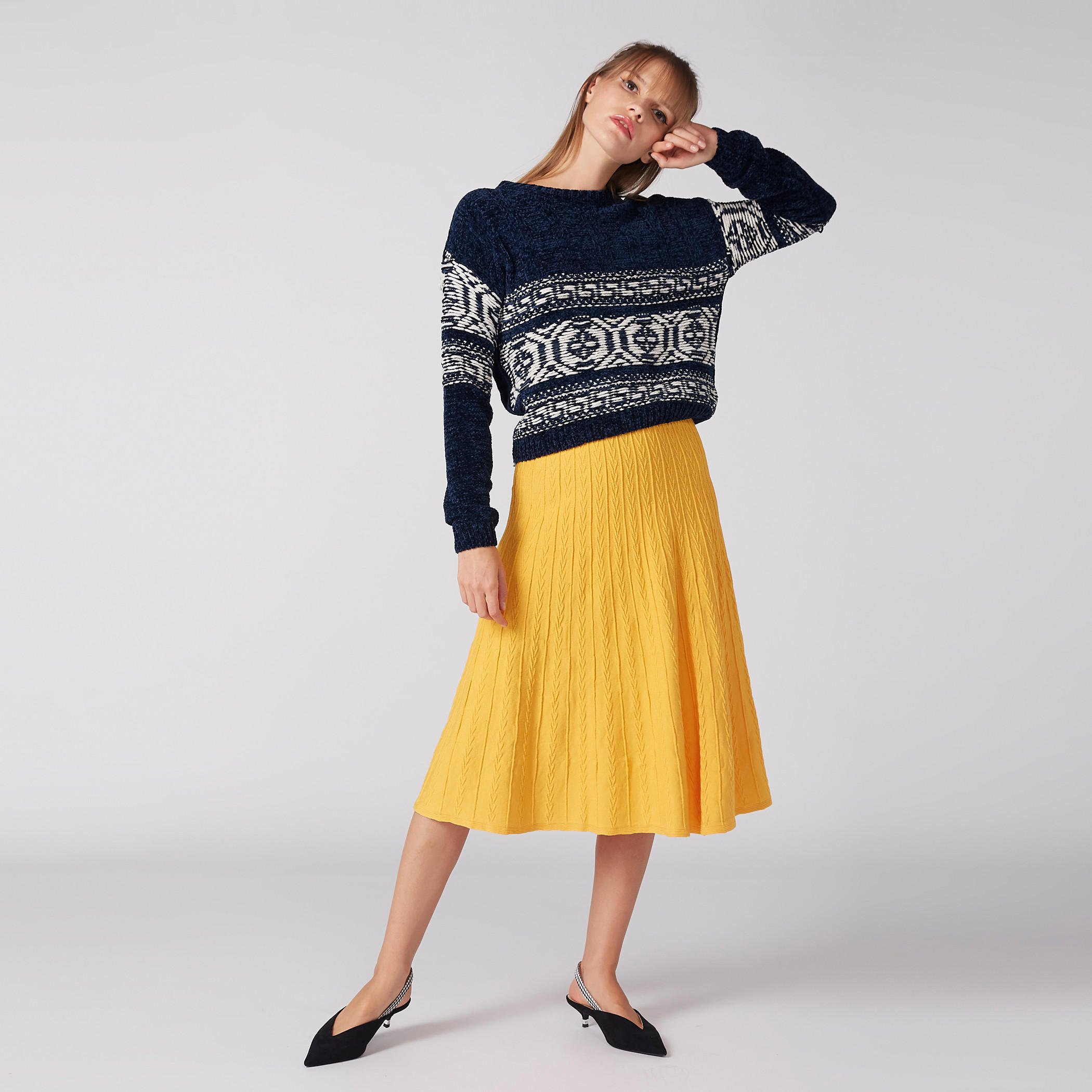 تنورة متوسطة الطول بخصر مطّاطي-women-clothing-bottoms-skirts-image-1