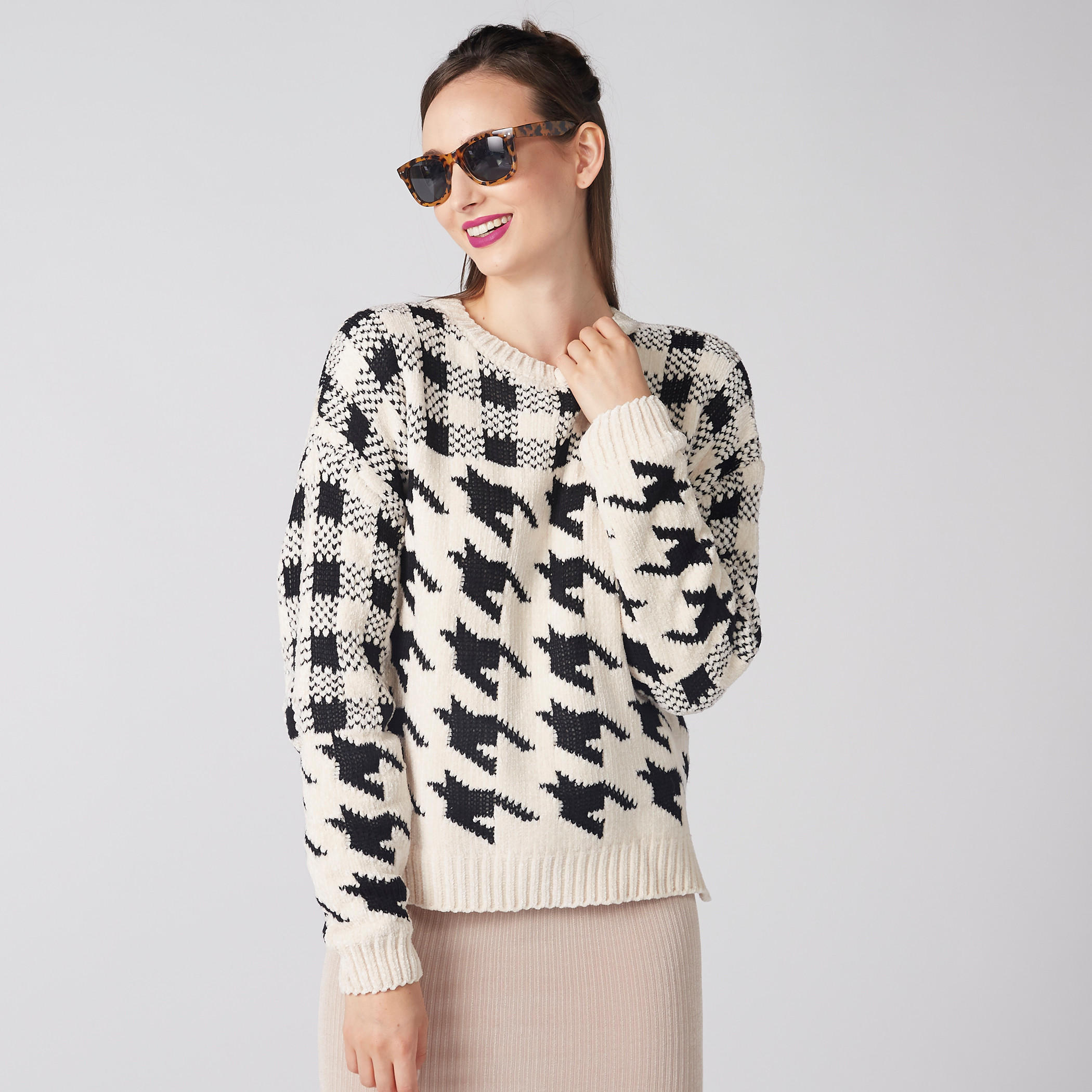 كنزة بارزة الملمس بأكمام طويلة وياقة مستديرة-women-clothing-cardigansandjumpers-jumpers-image-1
