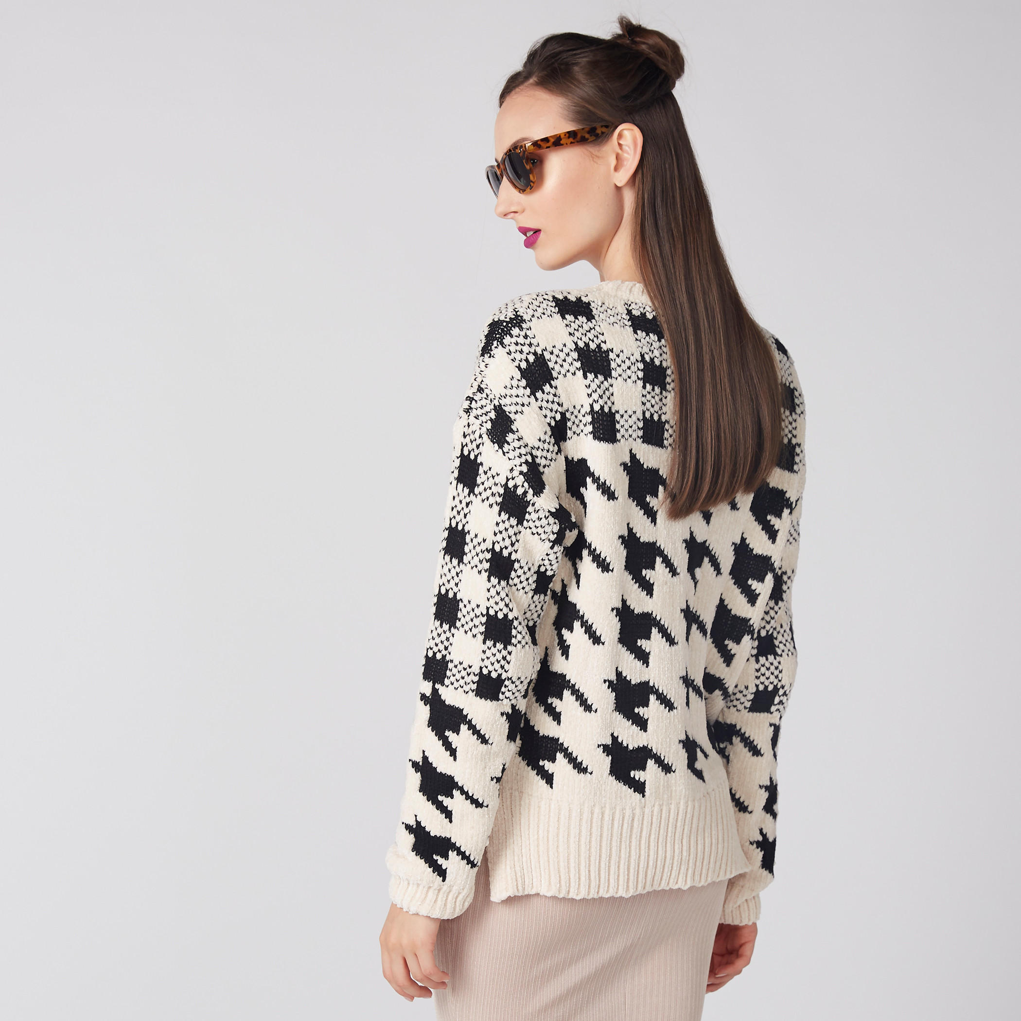 كنزة بارزة الملمس بأكمام طويلة وياقة مستديرة-women-clothing-cardigansandjumpers-jumpers-image-3