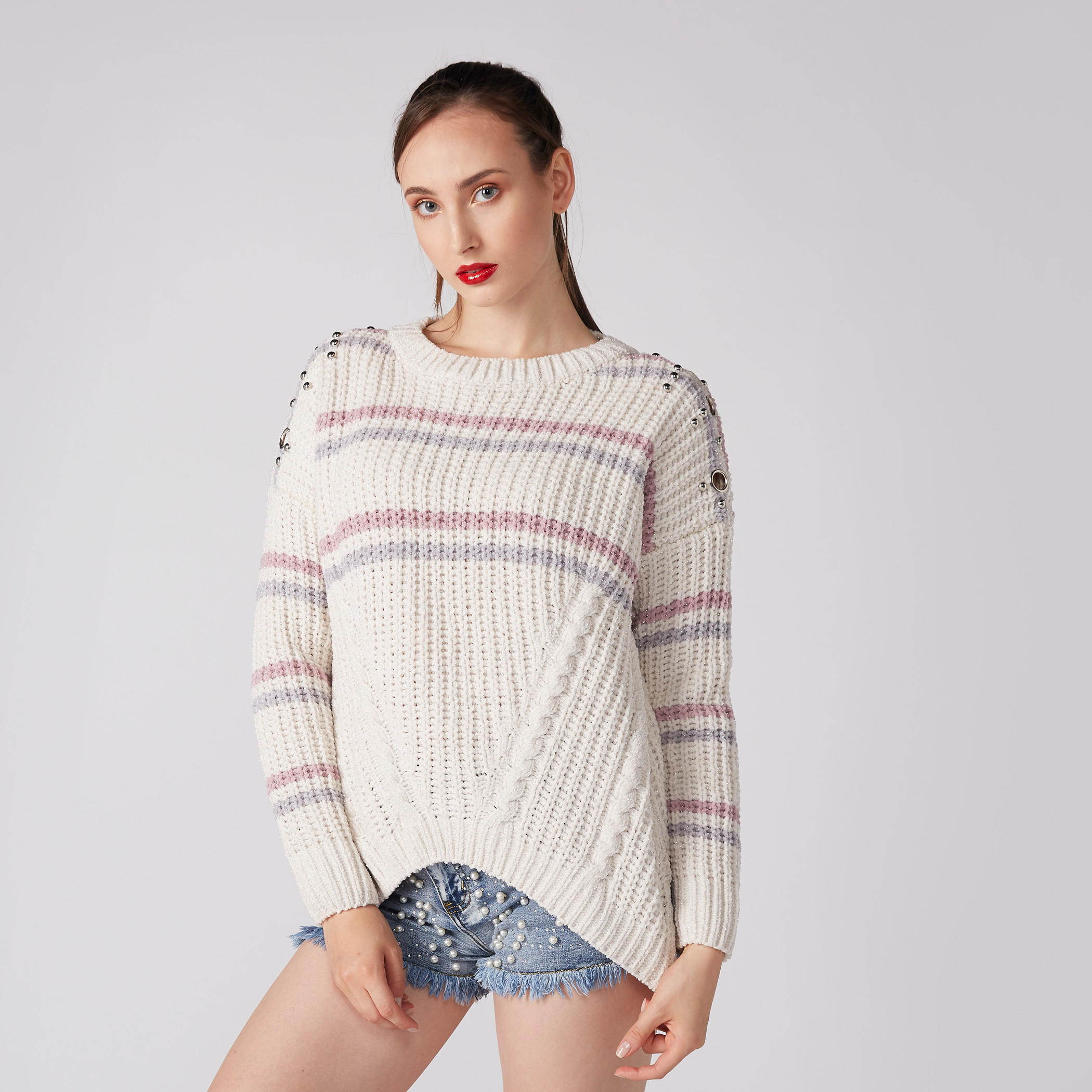 سويتر بتزيينات وأكمام طويلة وحواف غير مستوية-women-clothing-cardigansandjumpers-jumpers-image-1