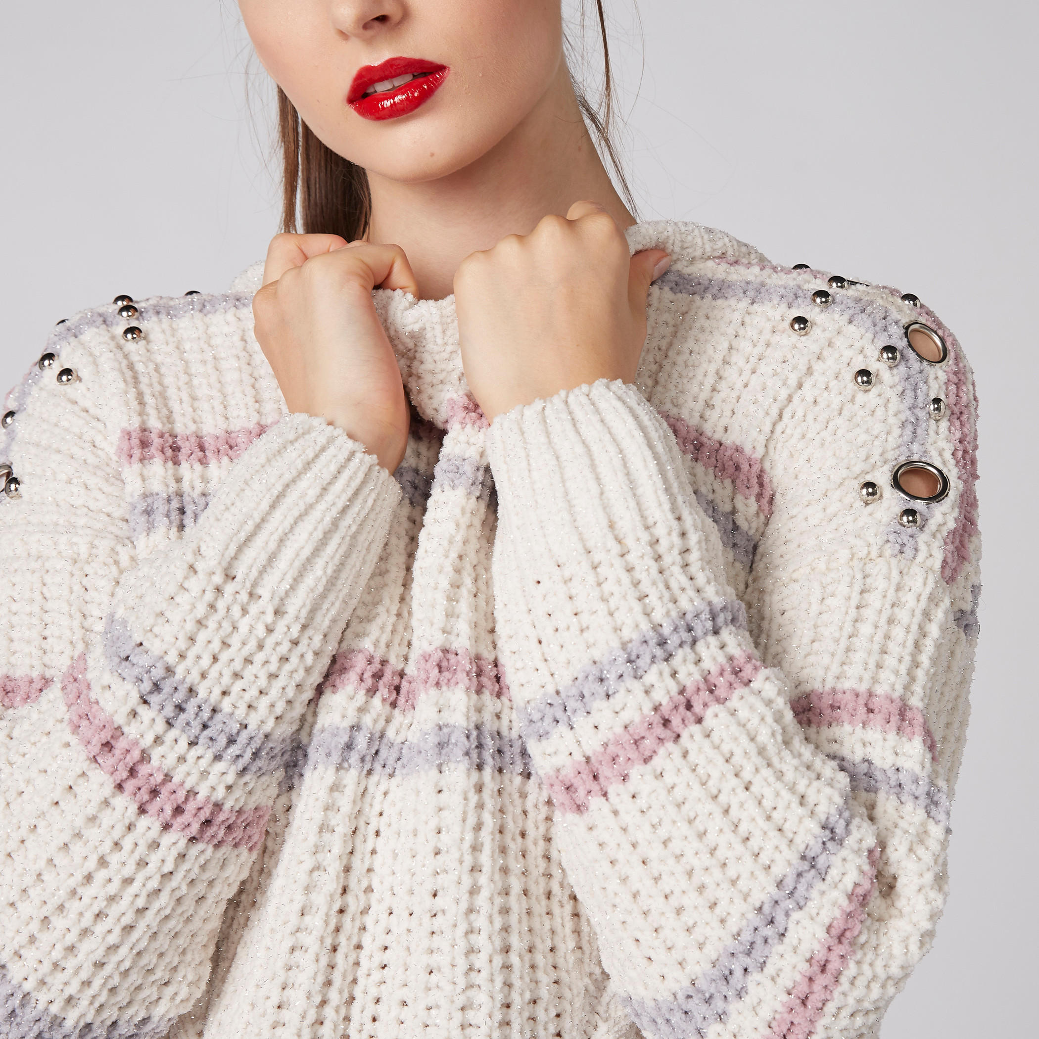 سويتر بتزيينات وأكمام طويلة وحواف غير مستوية-women-clothing-cardigansandjumpers-jumpers-image-3