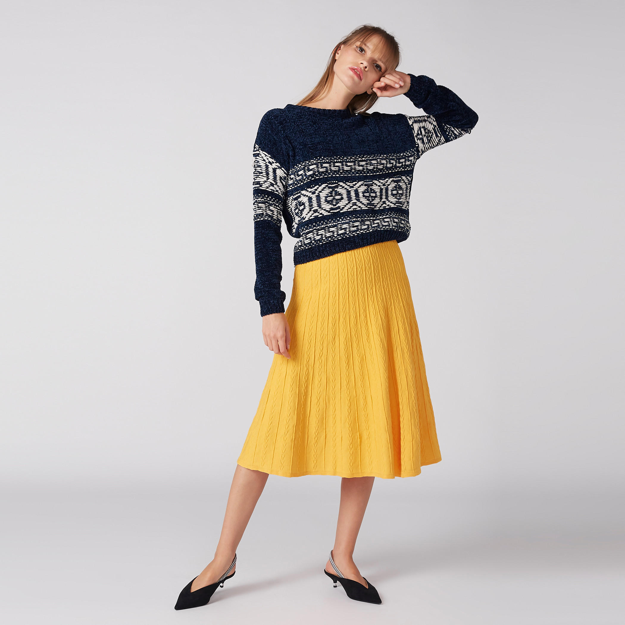 كنزة بارزة الملمس بأكمام طويلة وياقة مستديرة-women-clothing-cardigansandjumpers-jumpers-image-4