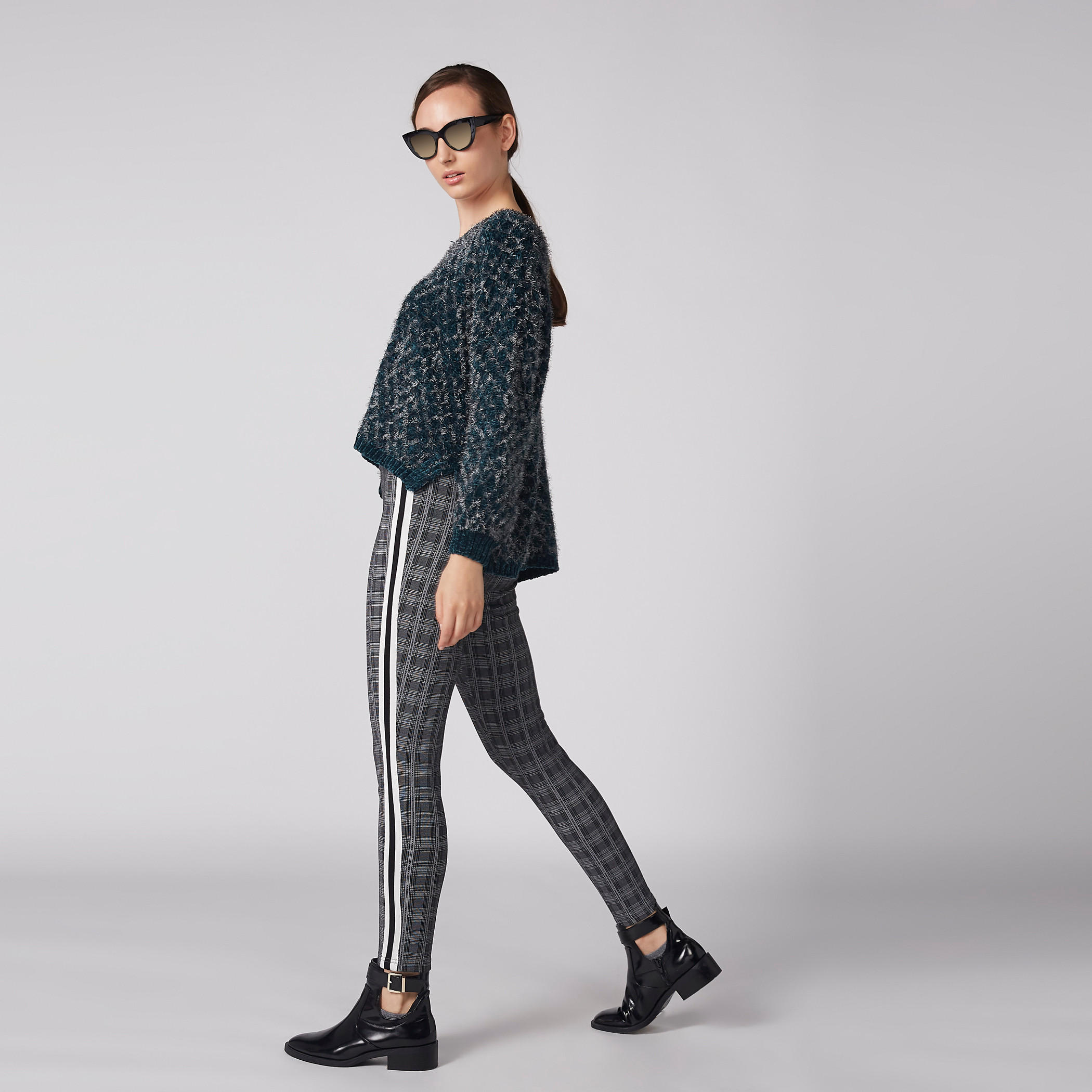 كنزة بارزة الملمس بأكمام طويلة وياقة مستديرة-women-clothing-cardigansandjumpers-jumpers-image-3