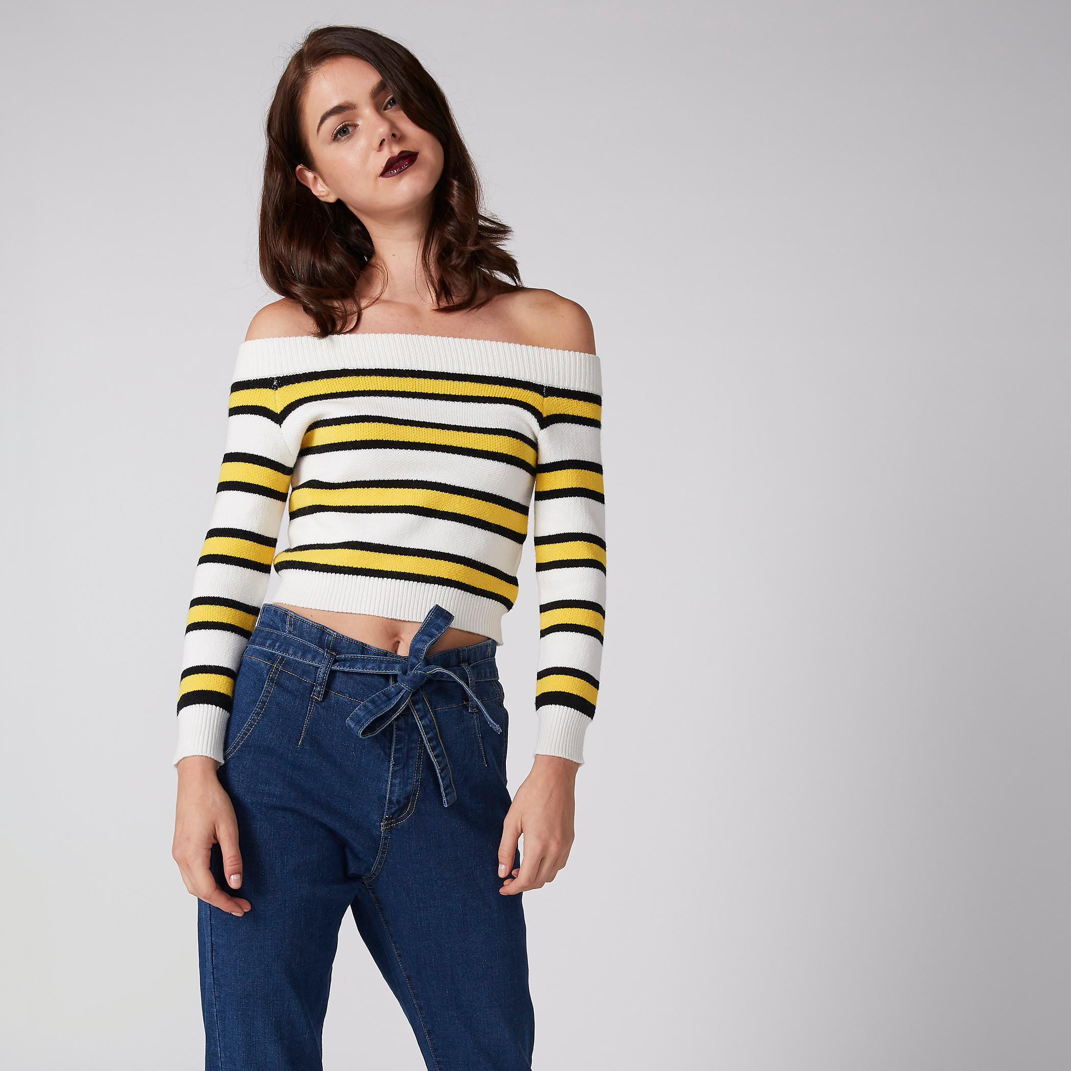 بلوزة قصيرة مقلّنة مكشوفة الأكتاف بأكمام طويلة-women-clothing-shirtsandblouses-blouses-image-1