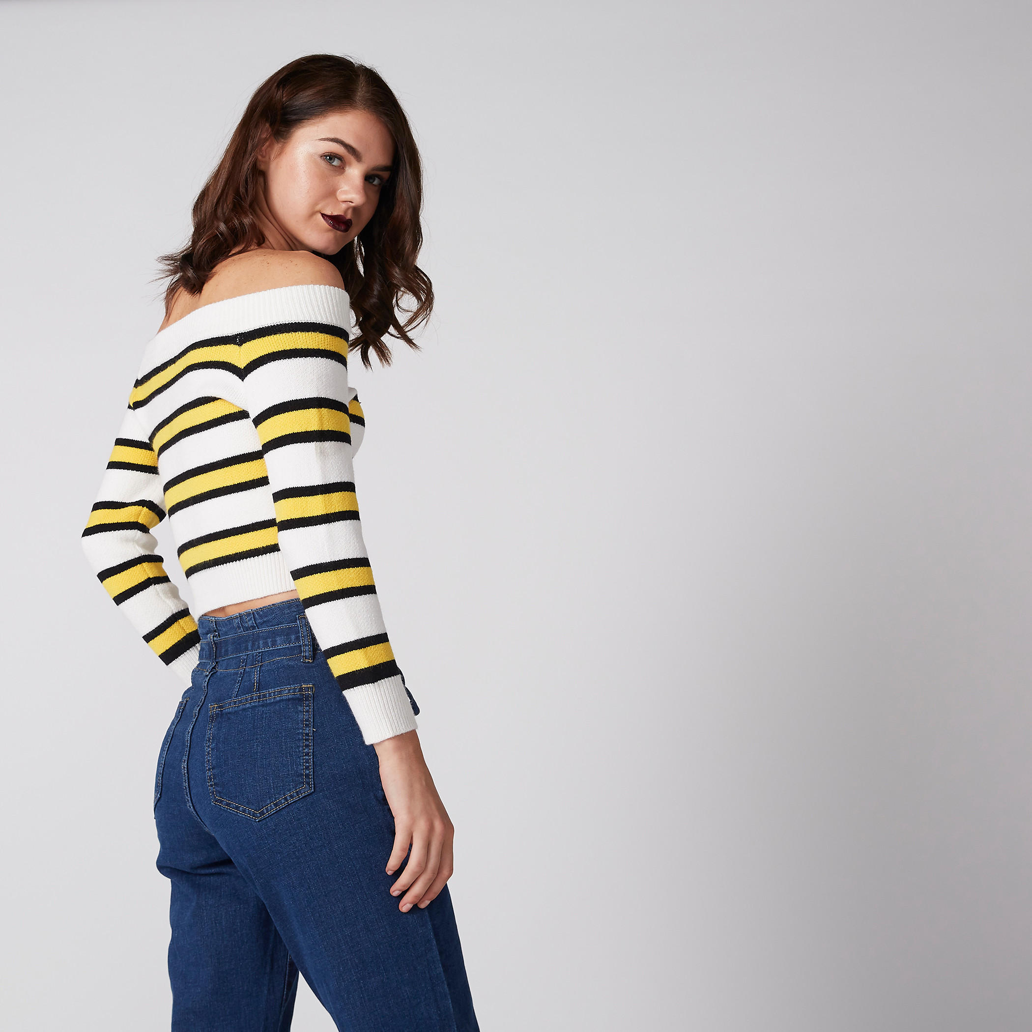 بلوزة قصيرة مقلّنة مكشوفة الأكتاف بأكمام طويلة-women-clothing-shirtsandblouses-blouses-image-3