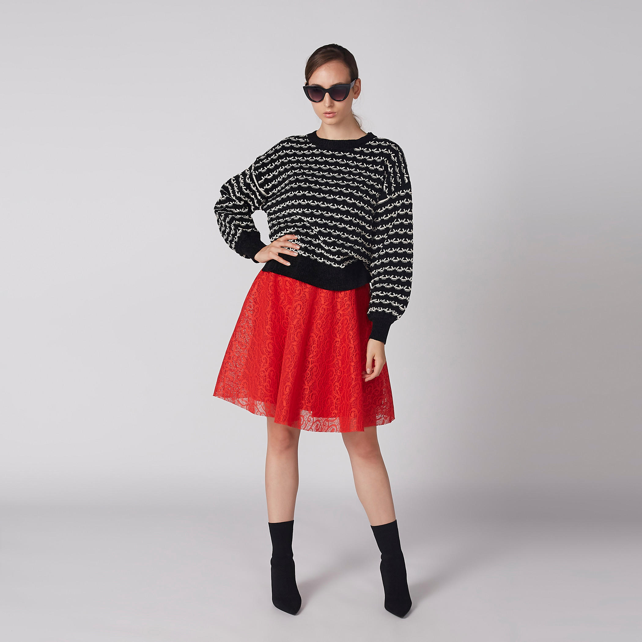 كنزة جاكارد بارزة الملمس بياقة مستديرة وأكمام طويلة-women-clothing-cardigansandjumpers-jumpers-image-3