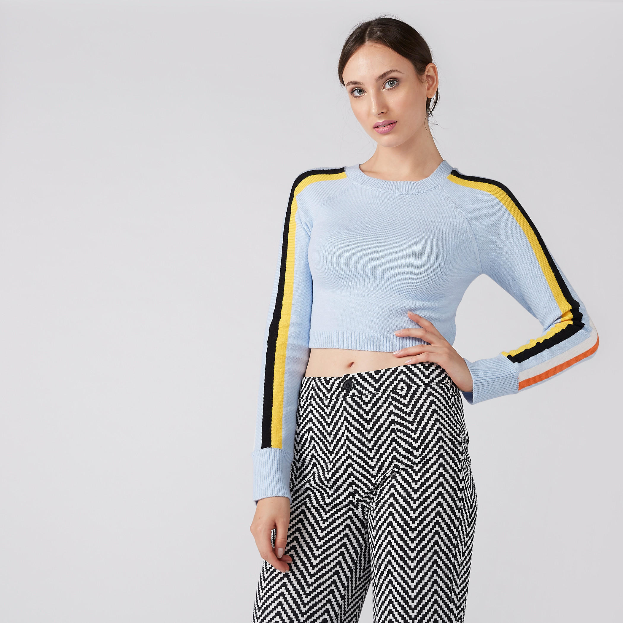 كنزة قصيرة بياقة مستديرة وأكمام طويلة-women-clothing-cardigansandjumpers-jumpers-image-1