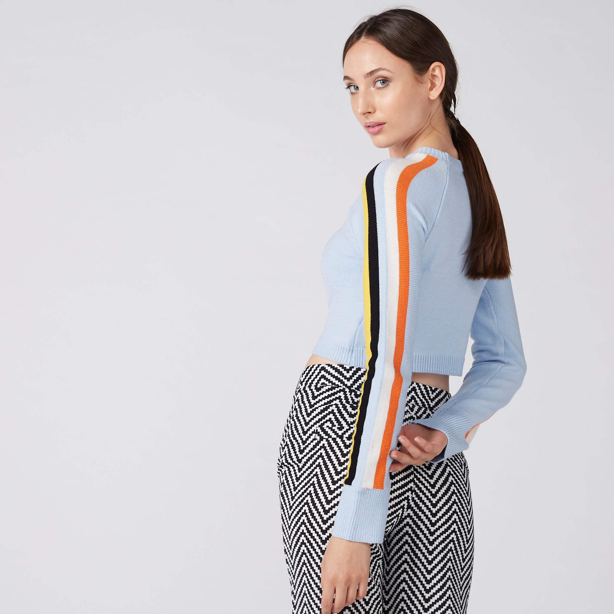 كنزة قصيرة بياقة مستديرة وأكمام طويلة-women-clothing-cardigansandjumpers-jumpers-image-2