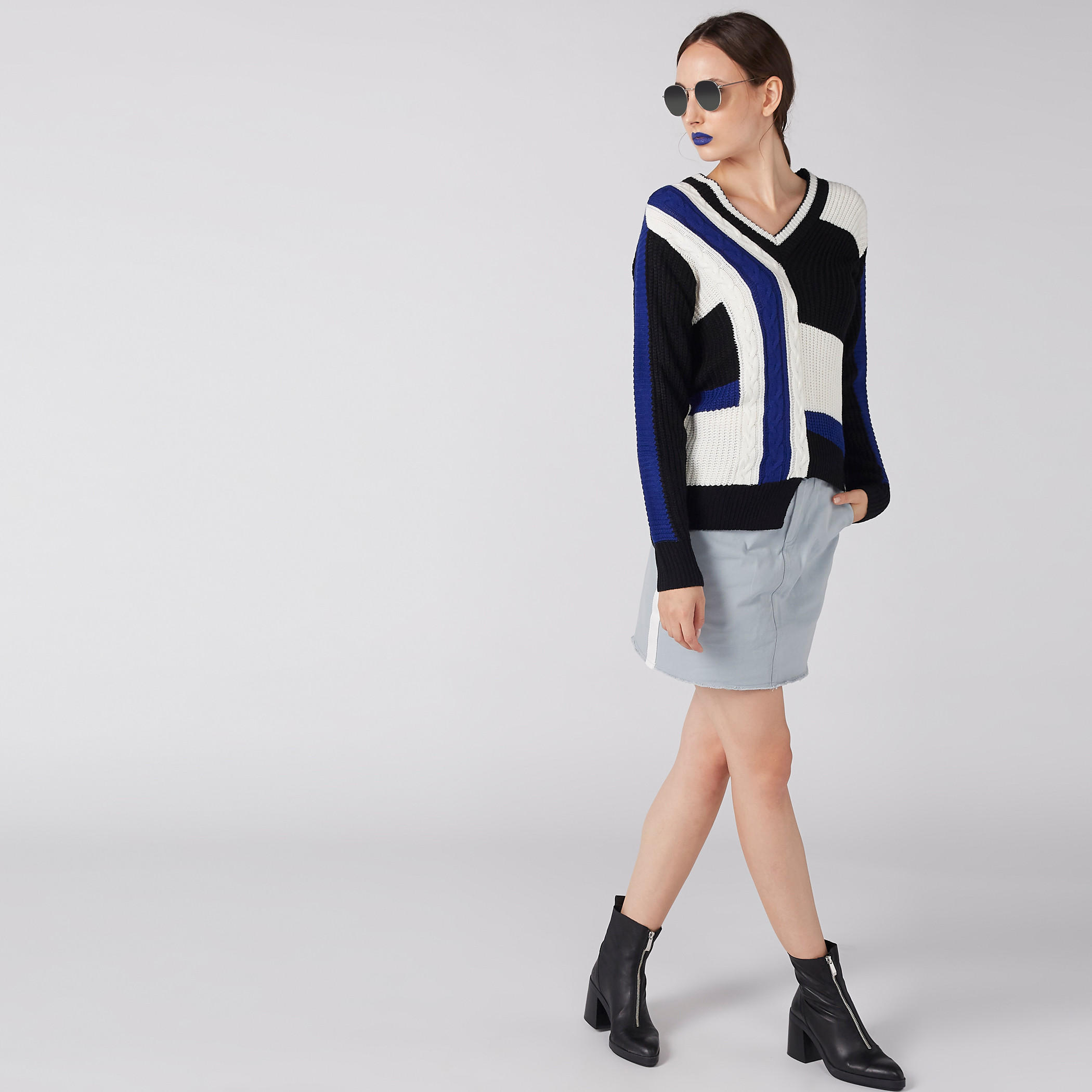 كنزة بارزة الملمس بياقة V وأكمام طويلة-women-clothing-cardigansandjumpers-jumpers-image-3