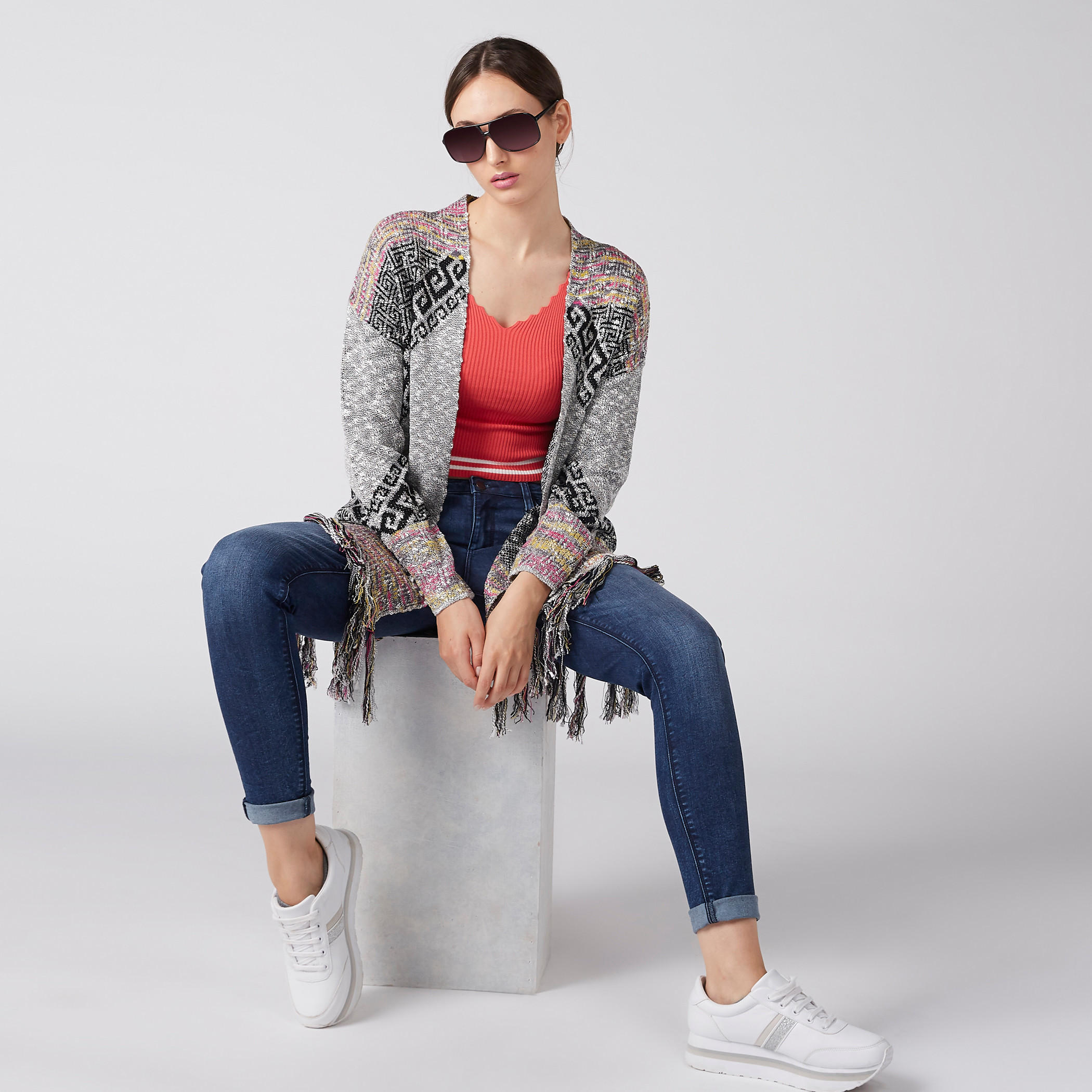 سترة مفتوحة من الأمام بارزة الملمس بأكمام طويلة وشراشيب-women-winterwear-hoodiesandsweatshirts-sweatshirts-image-4