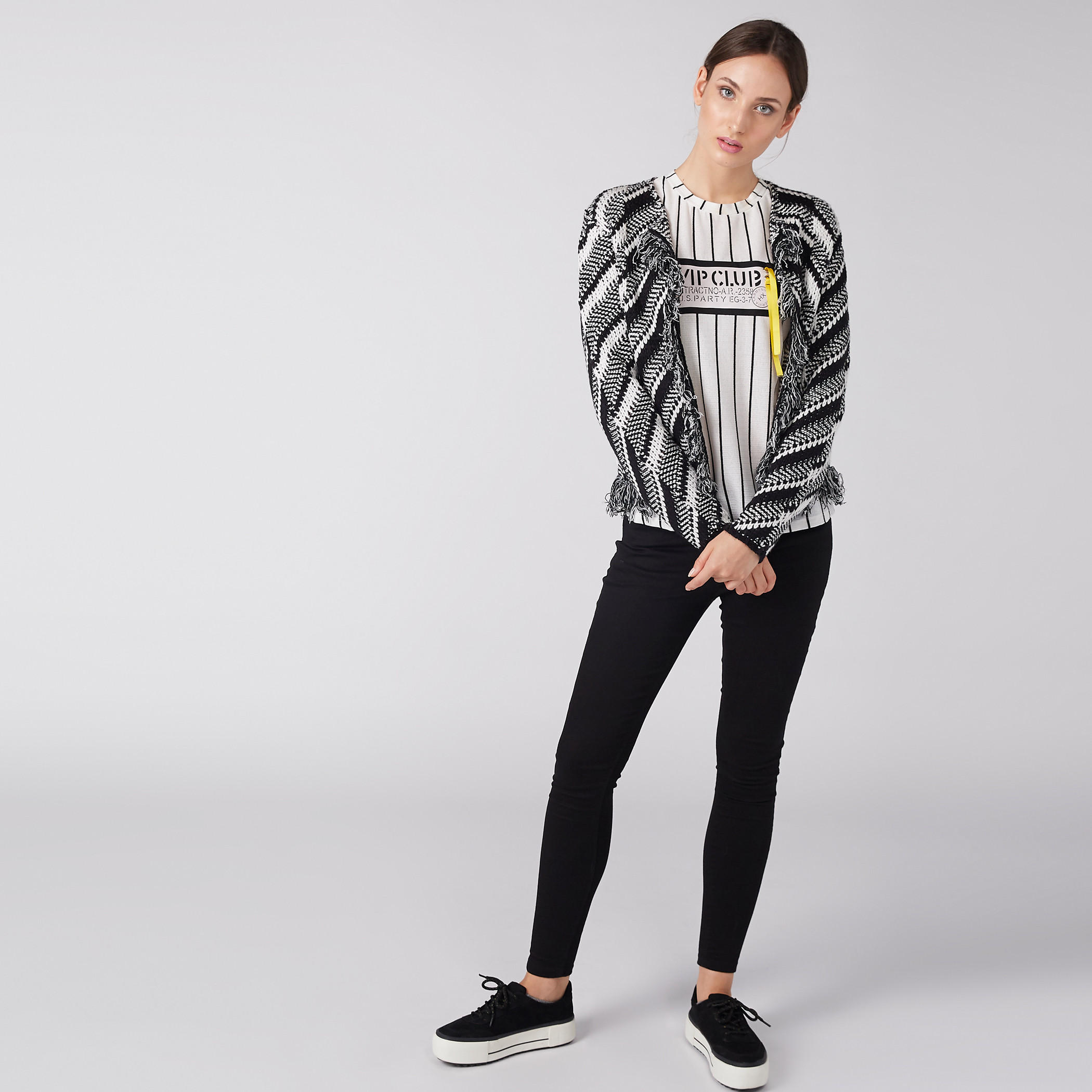 سترة مفتوحة من الأمام بارزة الملمس بأكمام طويلة وشراشيب-women-winterwear-cardigansandjumpers-cardigans-image-2
