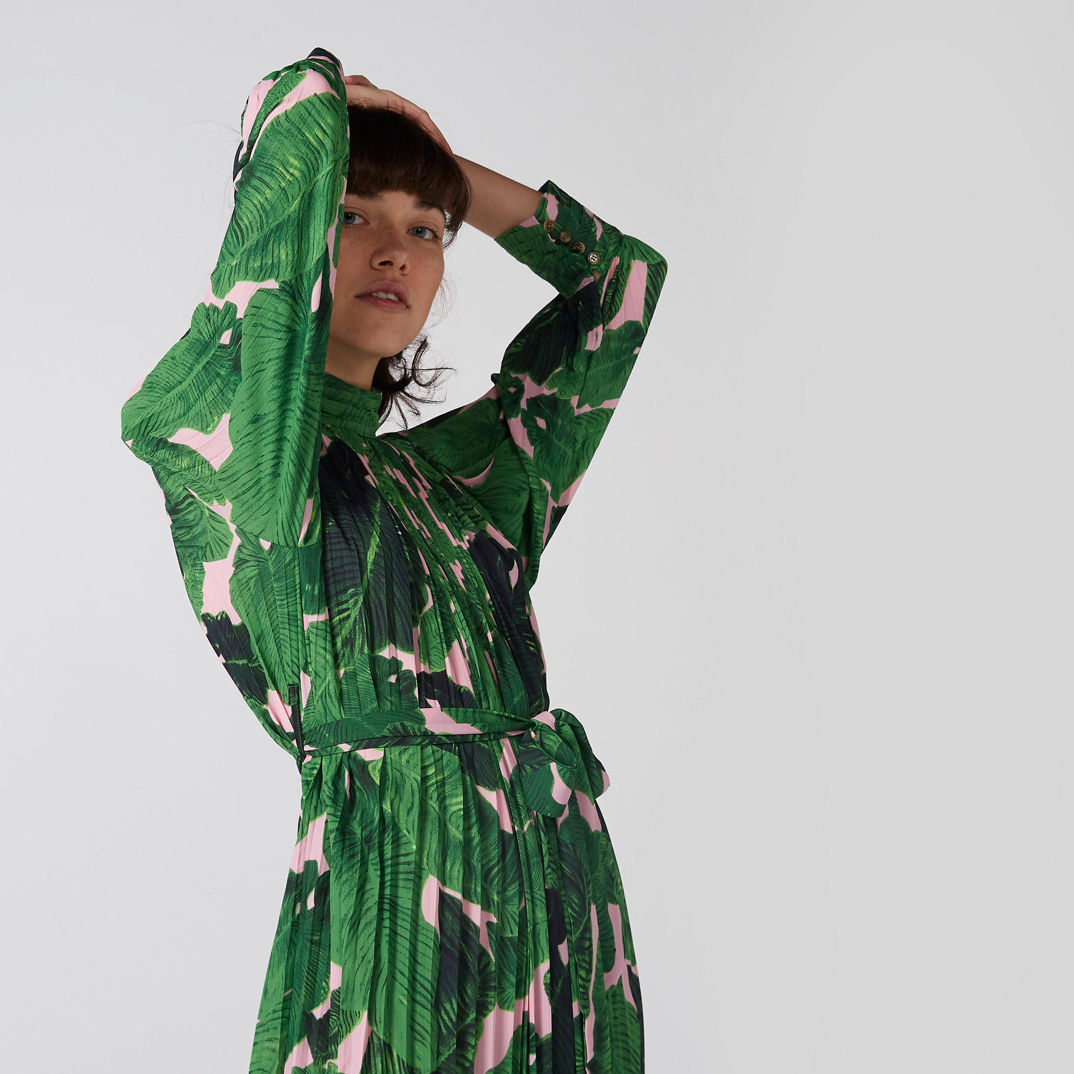 فستان ميدي بطيّات وطبعات وأكمام طويلة وأربطة-women-clothing-dresses-image-1