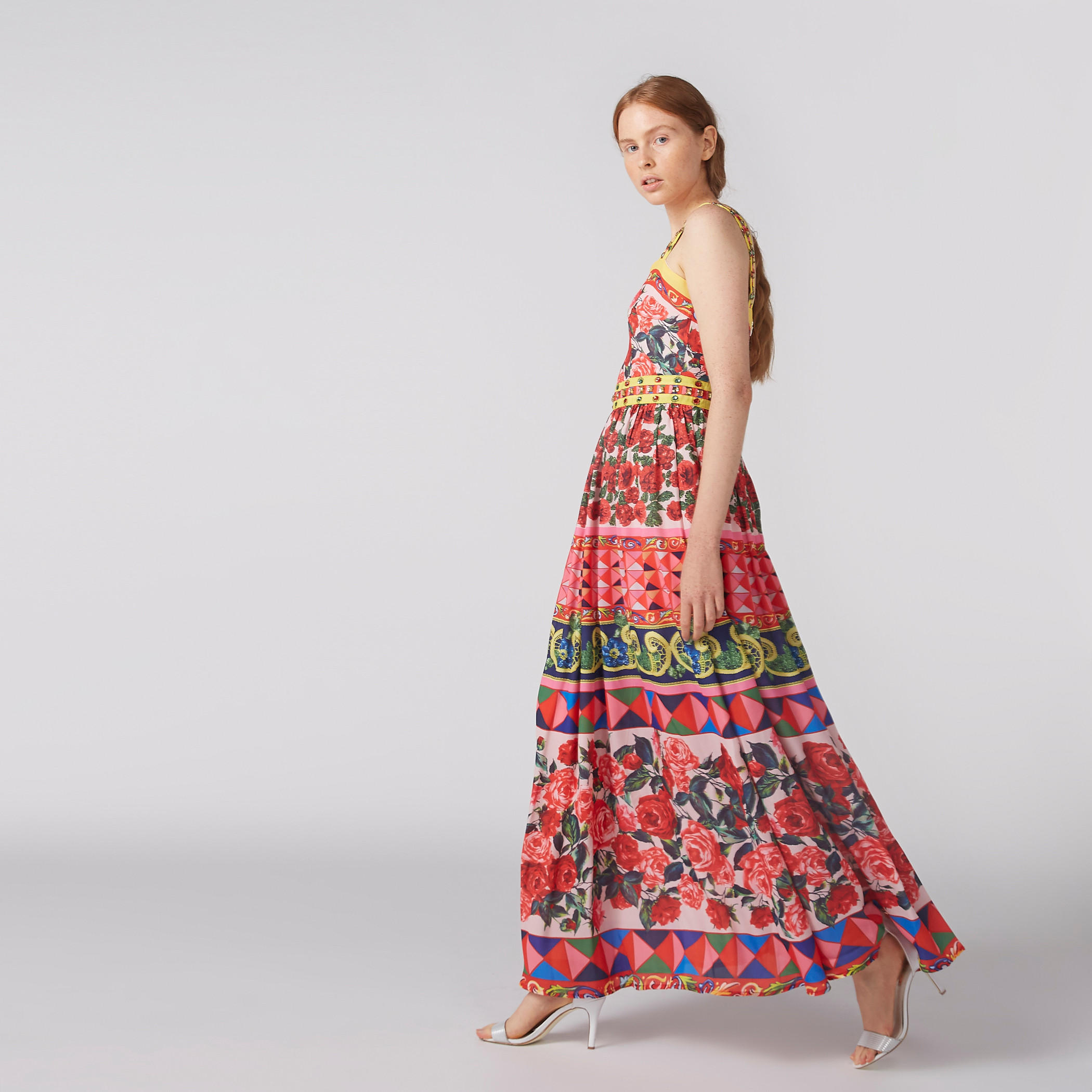 فستان طويل مزيّن دون أكمام بطبعات أزهار-women-clothing-dresses-image-3