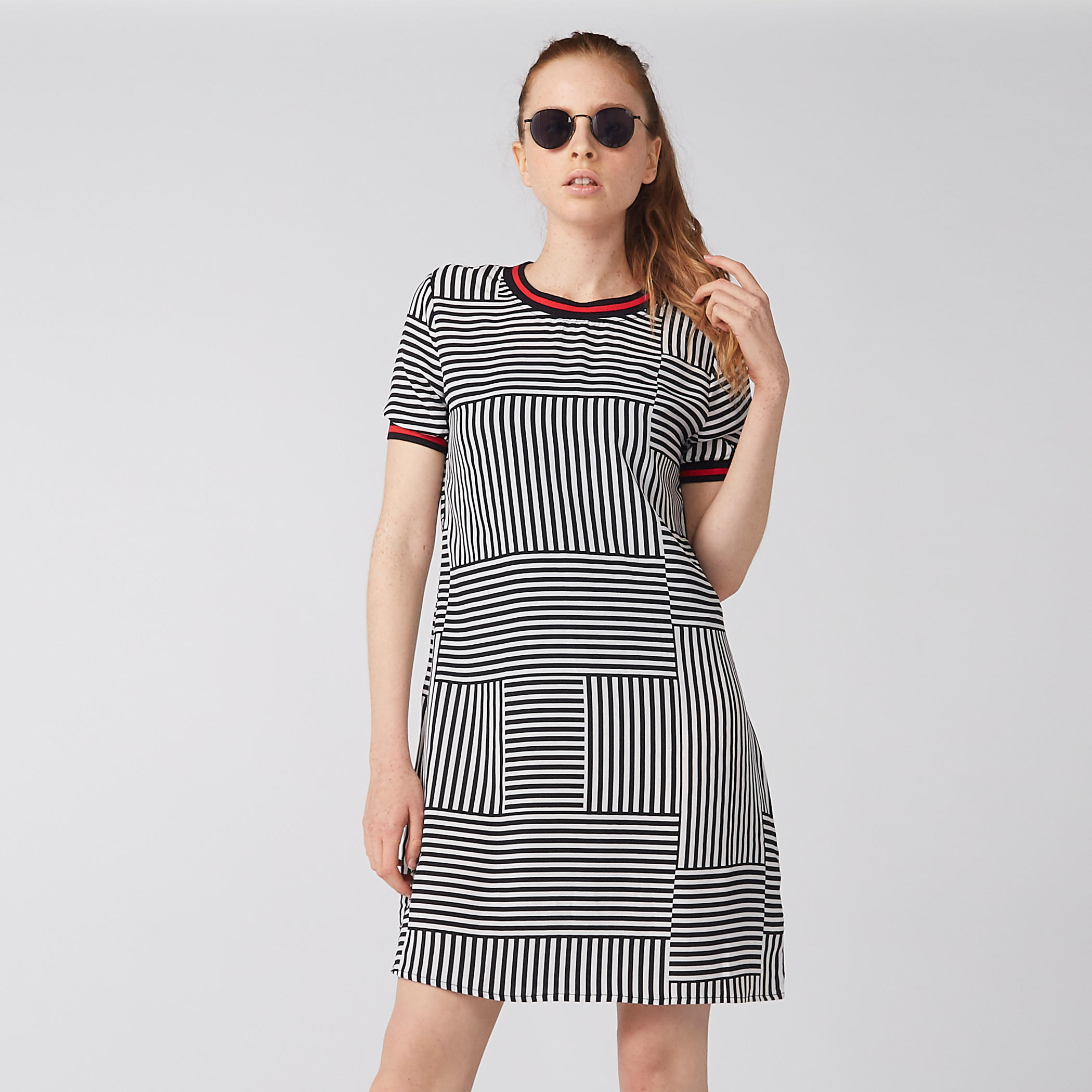فستان مقلّم بأكمام قصيرة-women-clothing-dresses-image-1