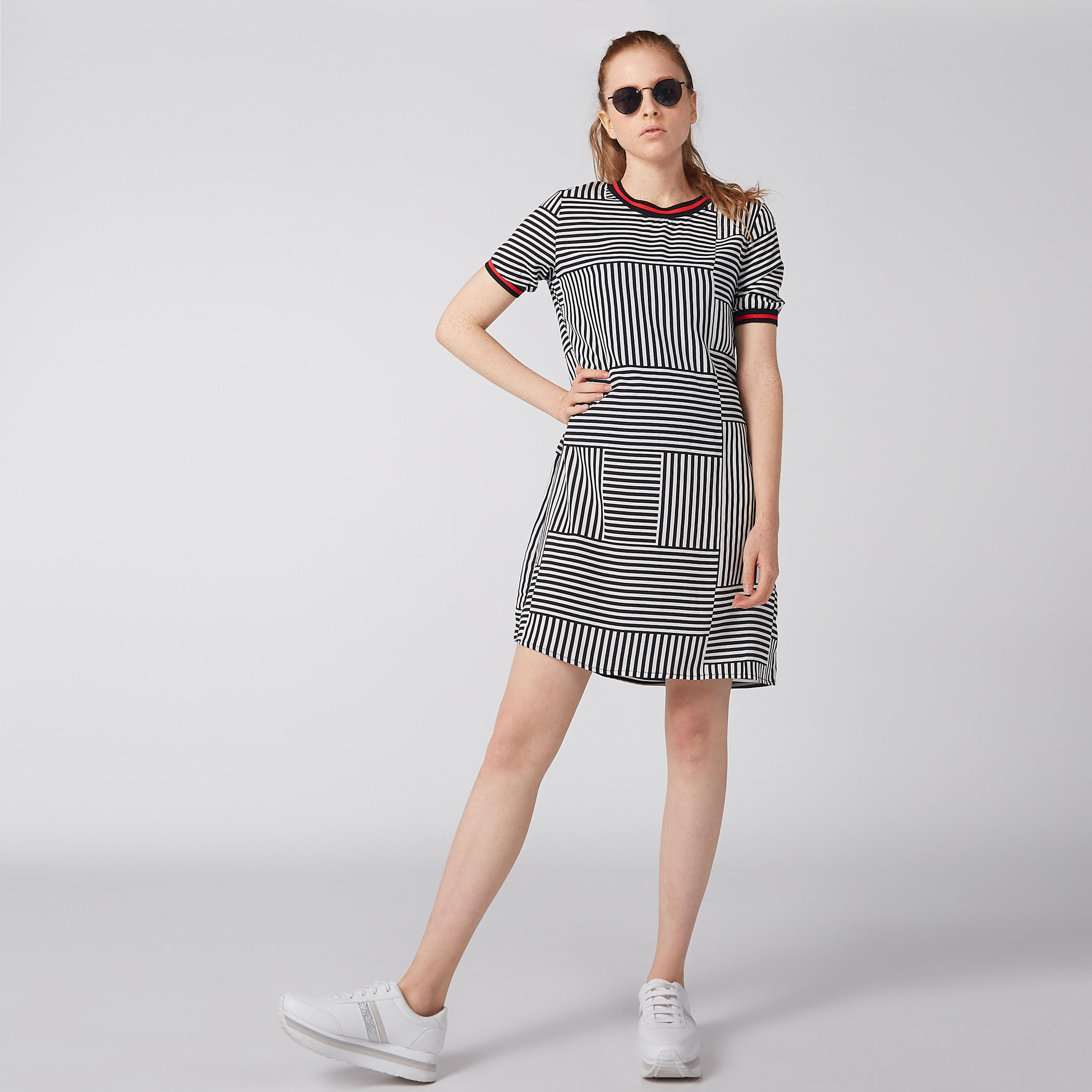 فستان مقلّم بأكمام قصيرة-women-clothing-dresses-image-4