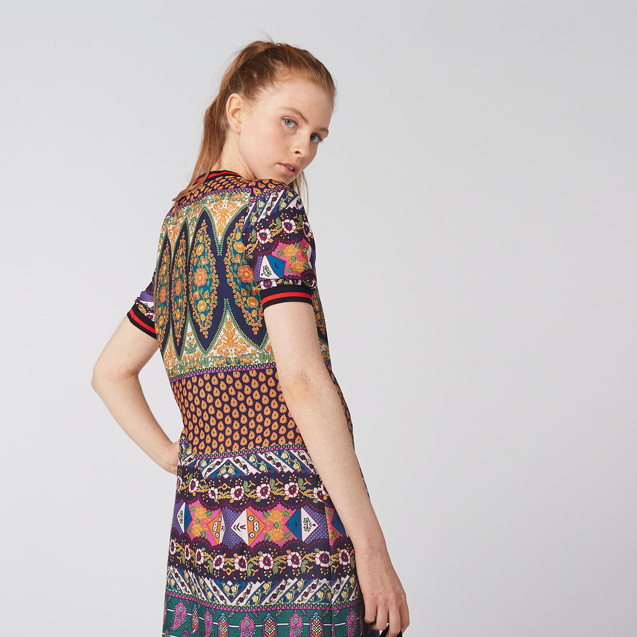 فستان قصير واسع بأكمام قصيرة وطبعات-women-clothing-dresses-image-3
