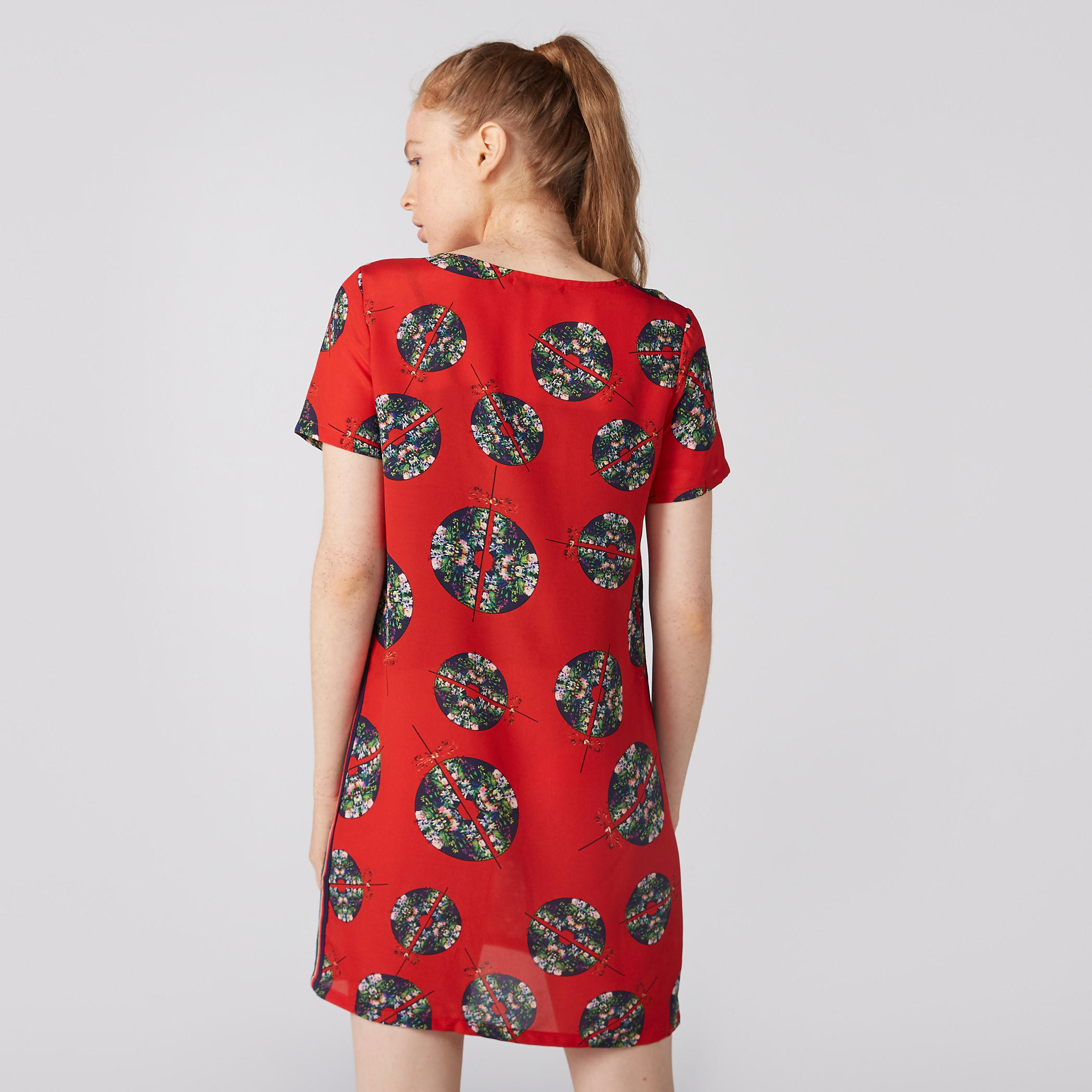 فستان قصير بأكمام قصيرة وطبعات-women-clothing-dresses-image-1