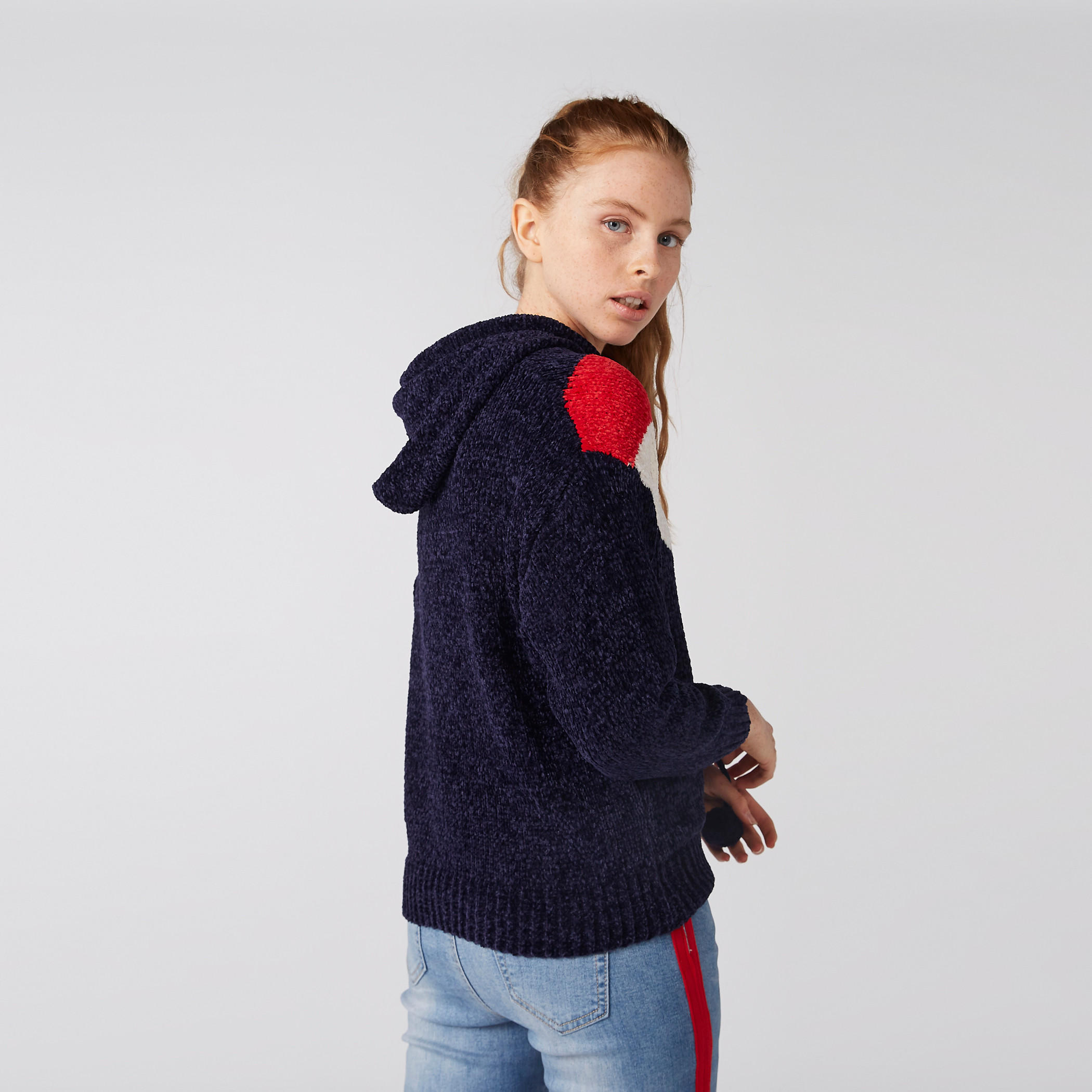 سويت شيرت بارز الملمس بأكمام طويلة وقبعة-women-winterwear-hoodiesandsweatshirts-hoodies-image-4