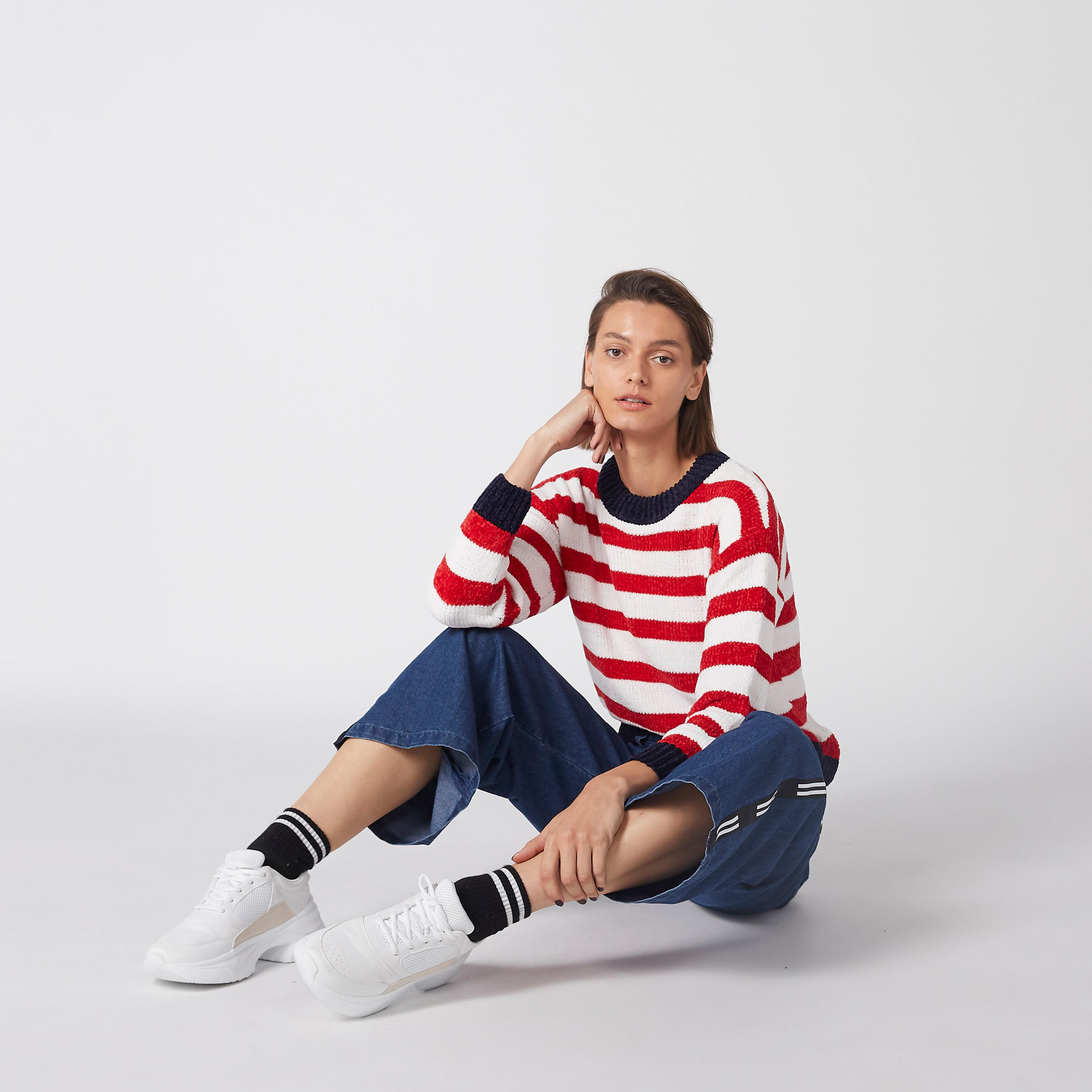 سويتر مقلّم بياقة مستديرة وأكمام طويلة-women-clothing-cardigansandjumpers-jumpers-image-2
