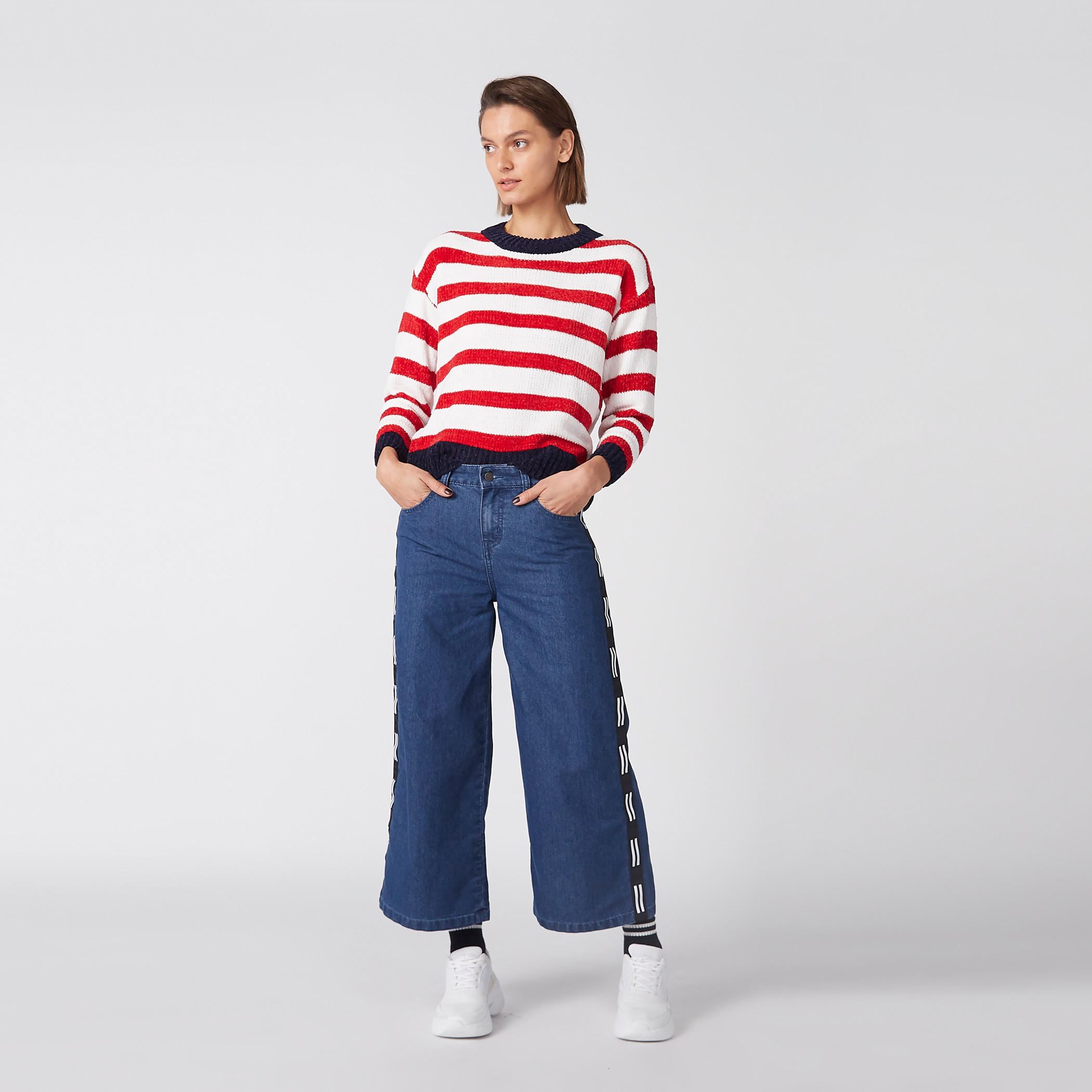 سويتر مقلّم بياقة مستديرة وأكمام طويلة-women-clothing-cardigansandjumpers-jumpers-image-4