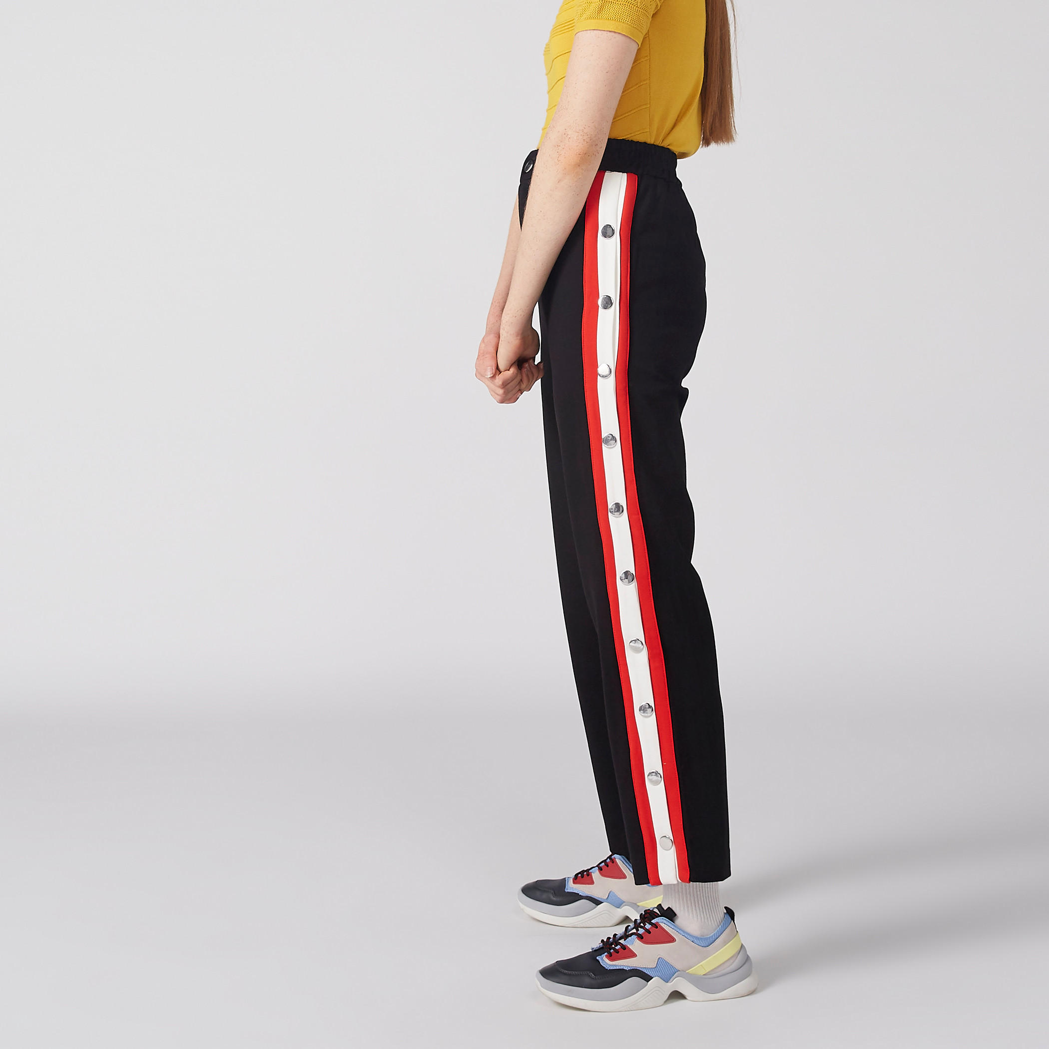 بنطال رياضي مزيّن بخصر مطّاطي-women-clothing-bottoms-trousers-image-2