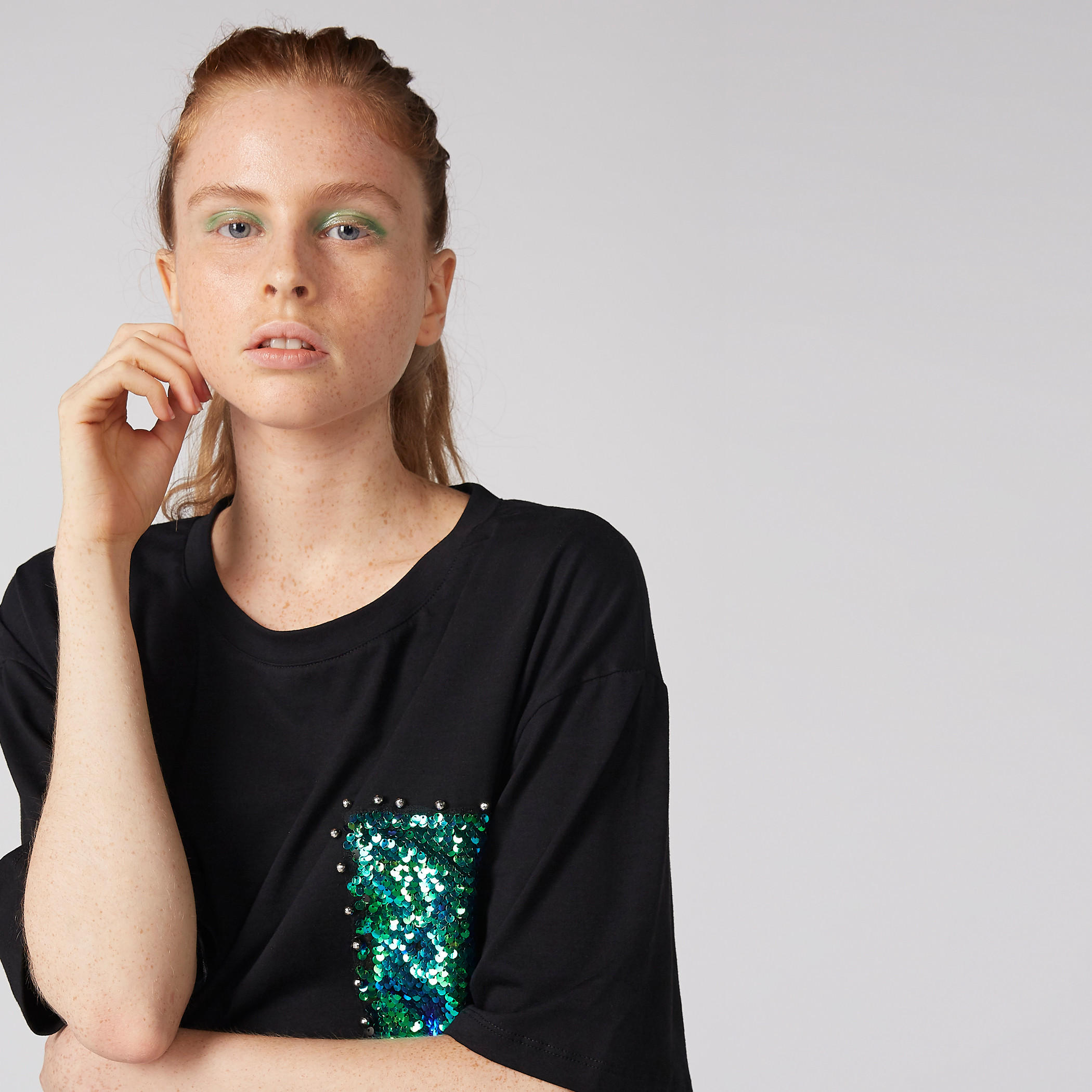Sequin Detail Oversized T-Shirt with Short Sleeves-women-clothing-tshirts-image-2