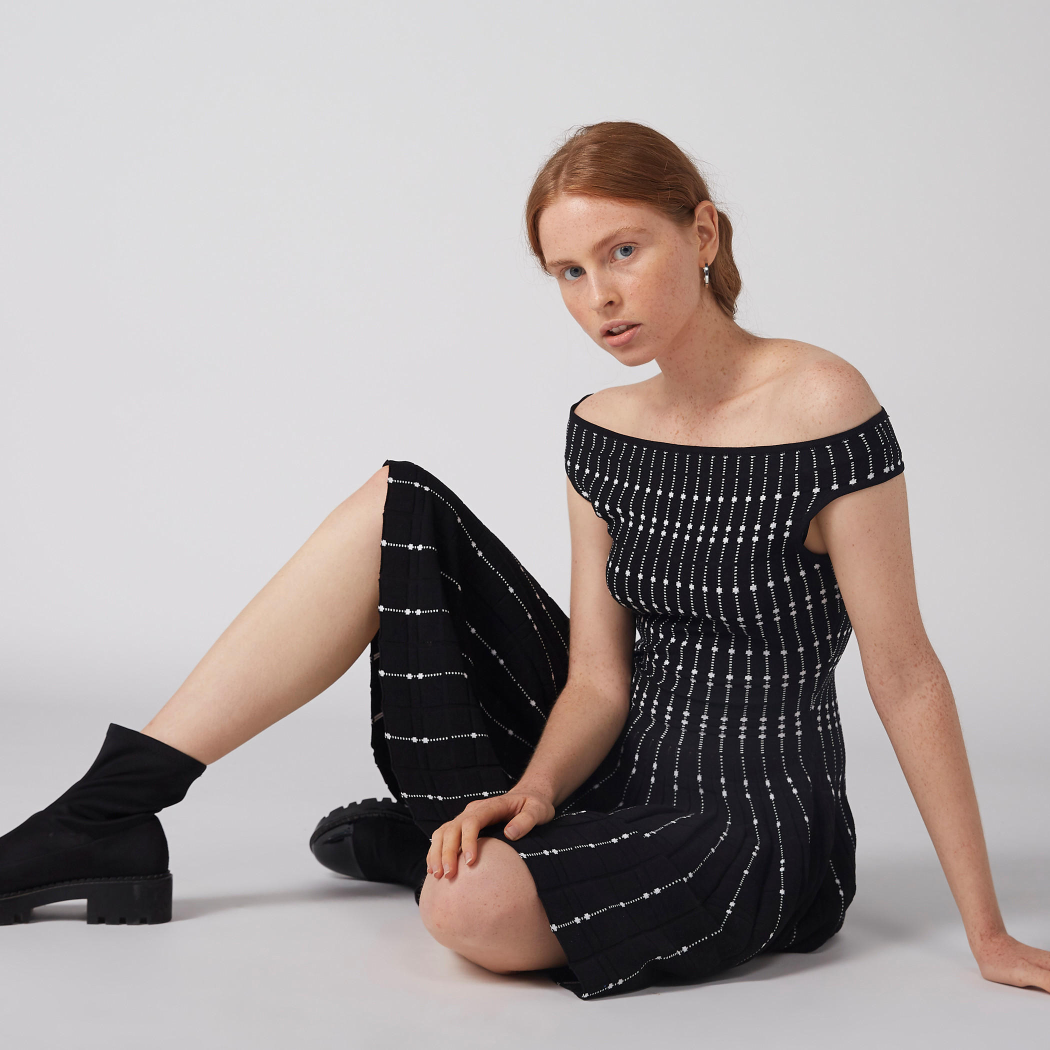 فستان ميدي بتصميم مكشوف الكتفين-women-clothing-dresses-image-2