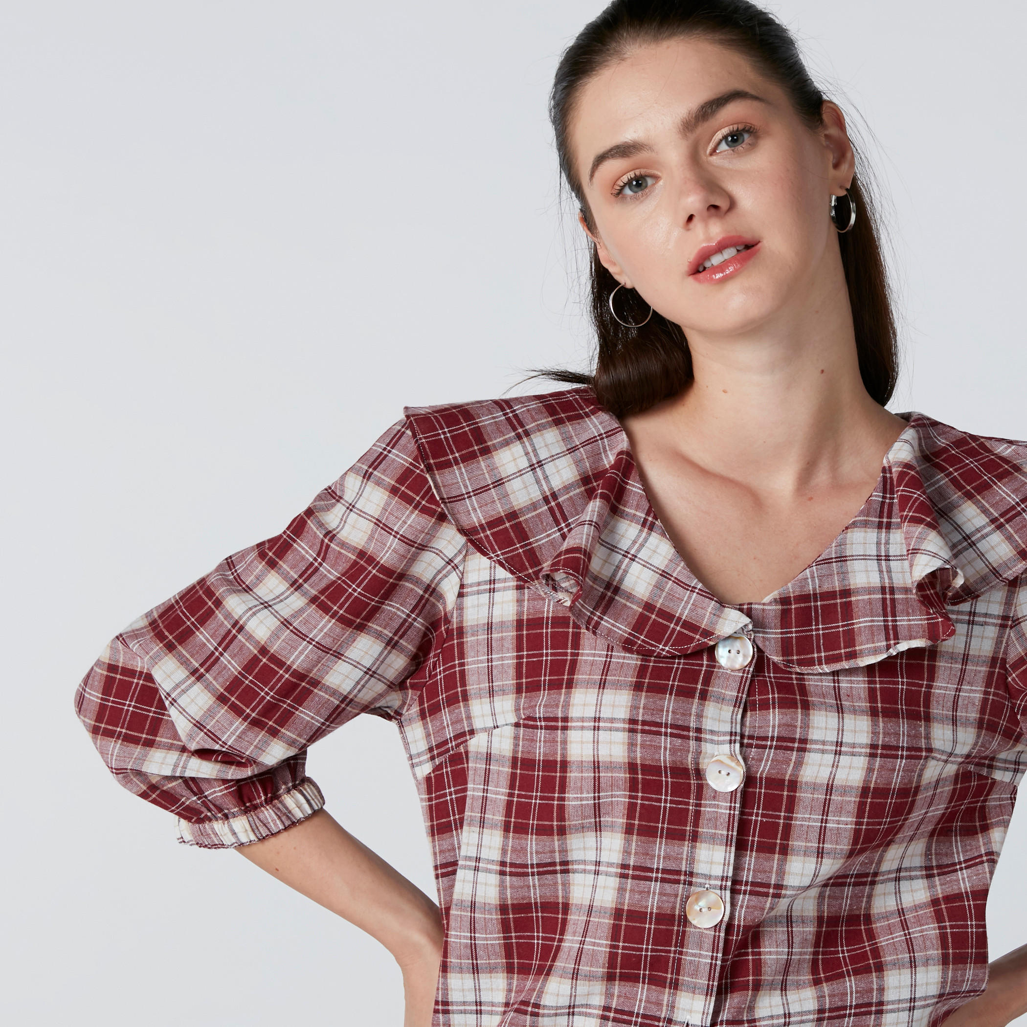قميص كاروهات بأكمام 3/4 وأزرار-women-clothing-shirtsandblouses-shirts-image-3