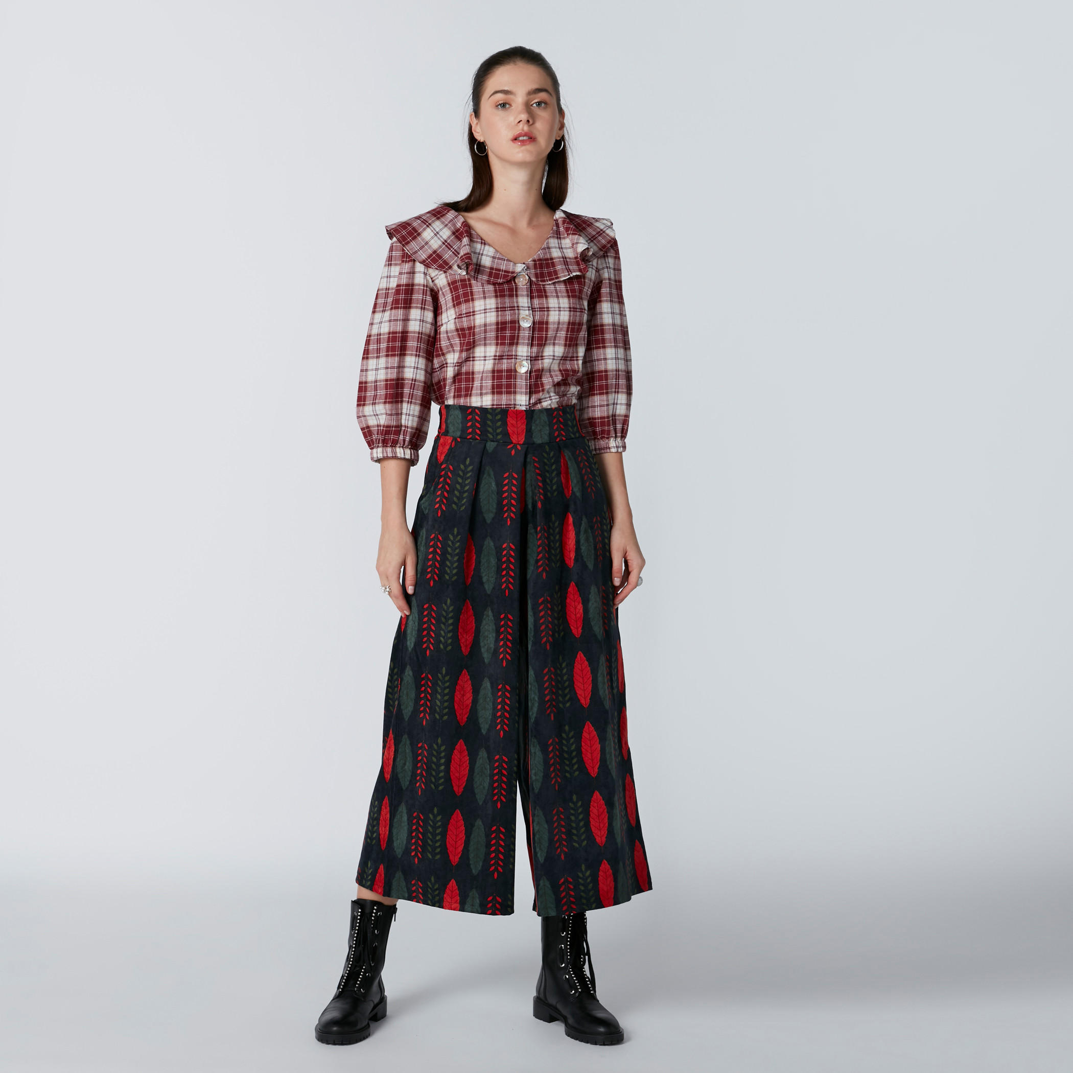 قميص كاروهات بأكمام 3/4 وأزرار-women-clothing-shirtsandblouses-shirts-image-4