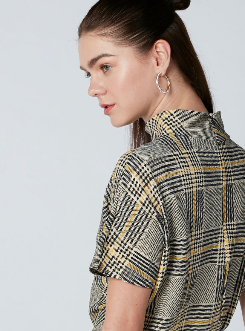 توب كاروهات برقبة عالية وسحّاب إغلاق-women-clothing-tshirts-image-1