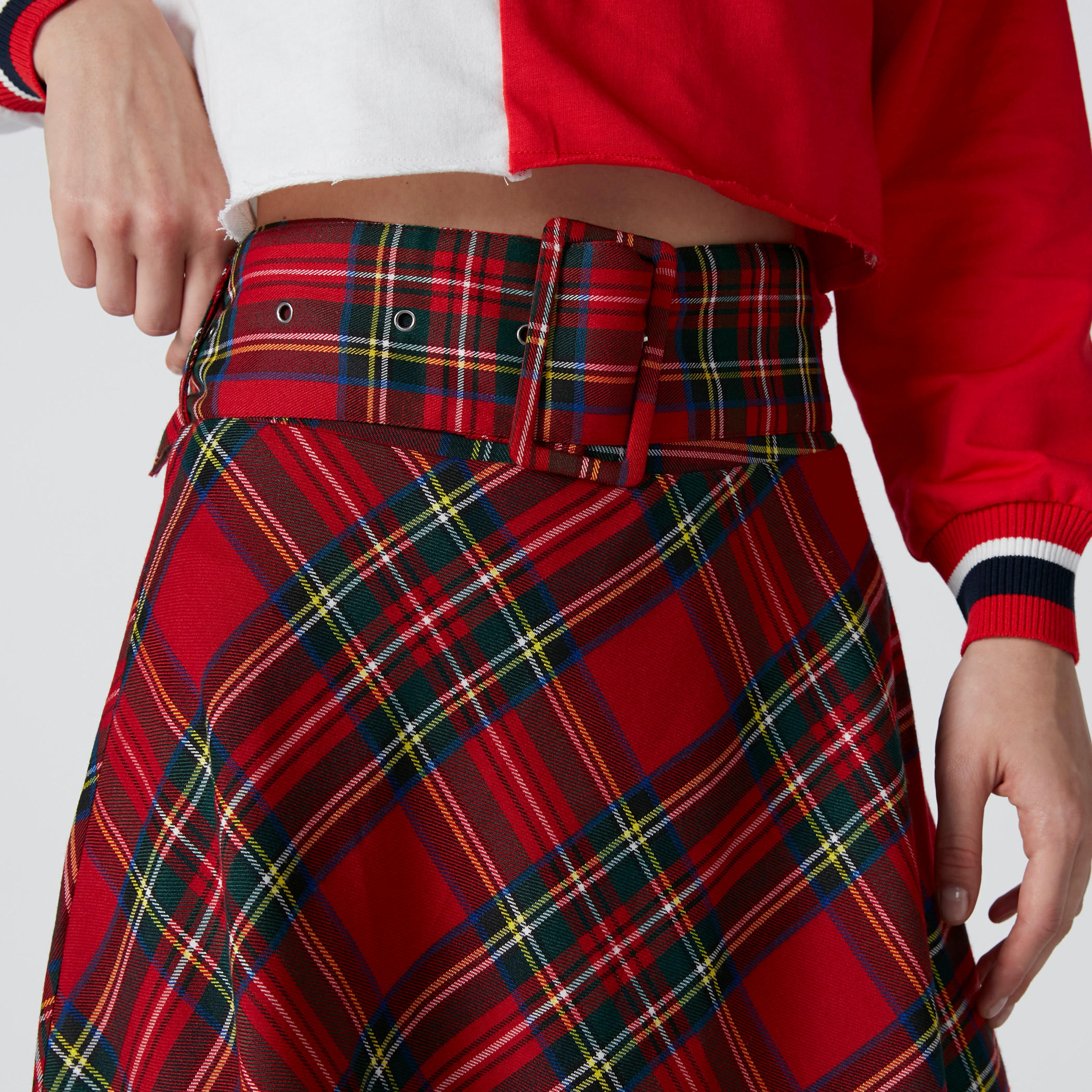 تنورة كاروهات ميدي آيه لاين بحزام-women-clothing-bottoms-skirts-image-5