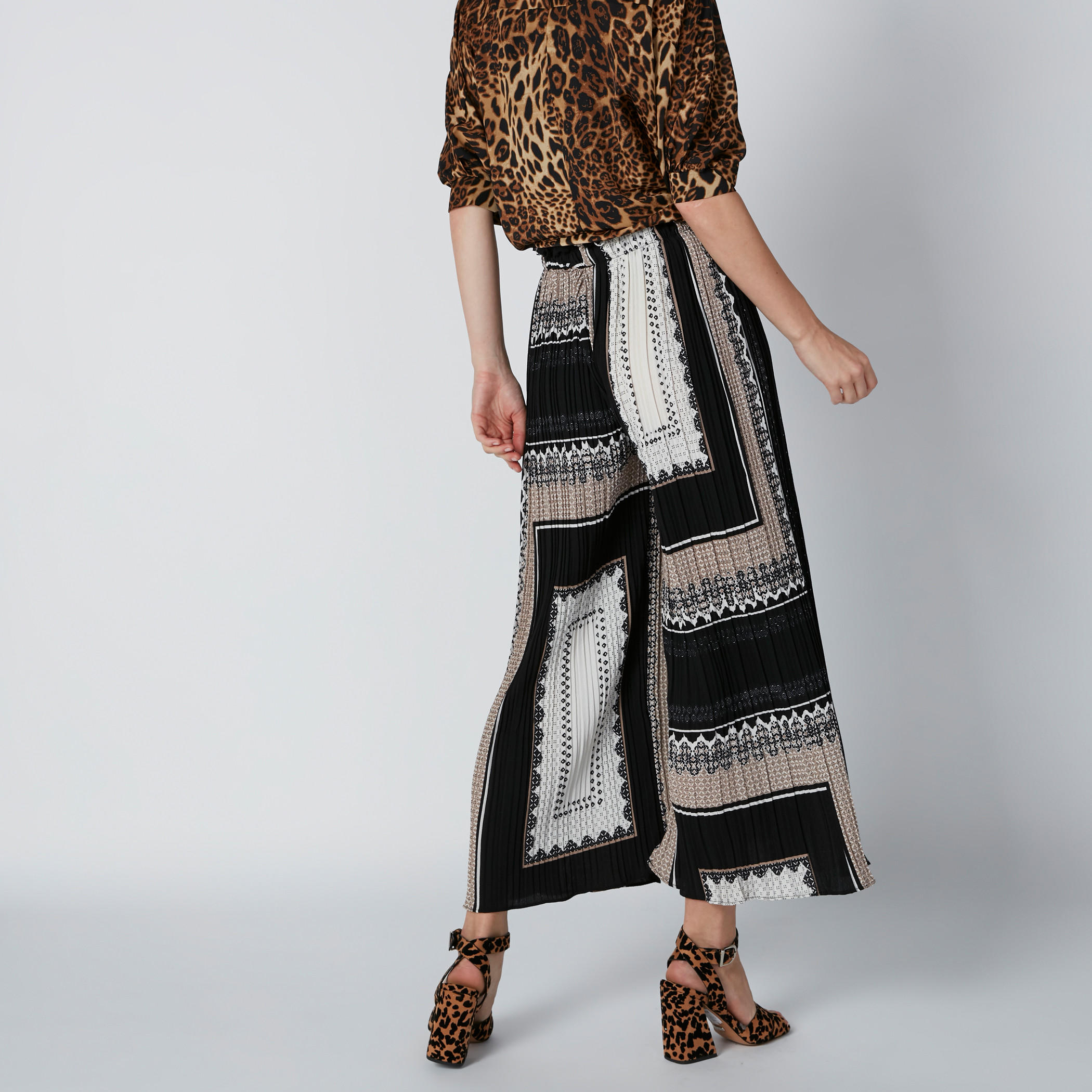 Printed Palazzo Pants in Regular Fit-women-clothing-bottoms-trousers-image-2