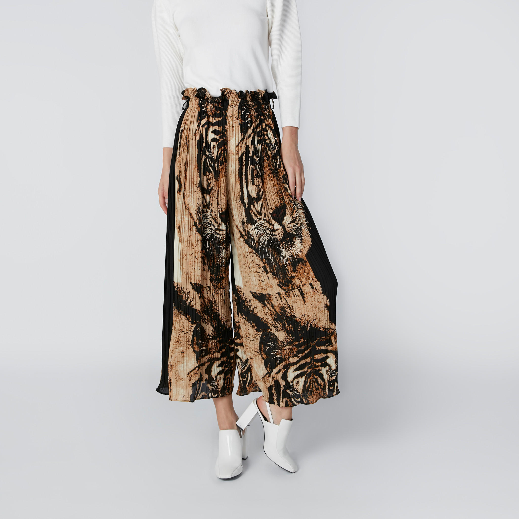 Tiger Printed Culottes with Elasticised Waistband-women-clothing-bottoms-trousers-image-4