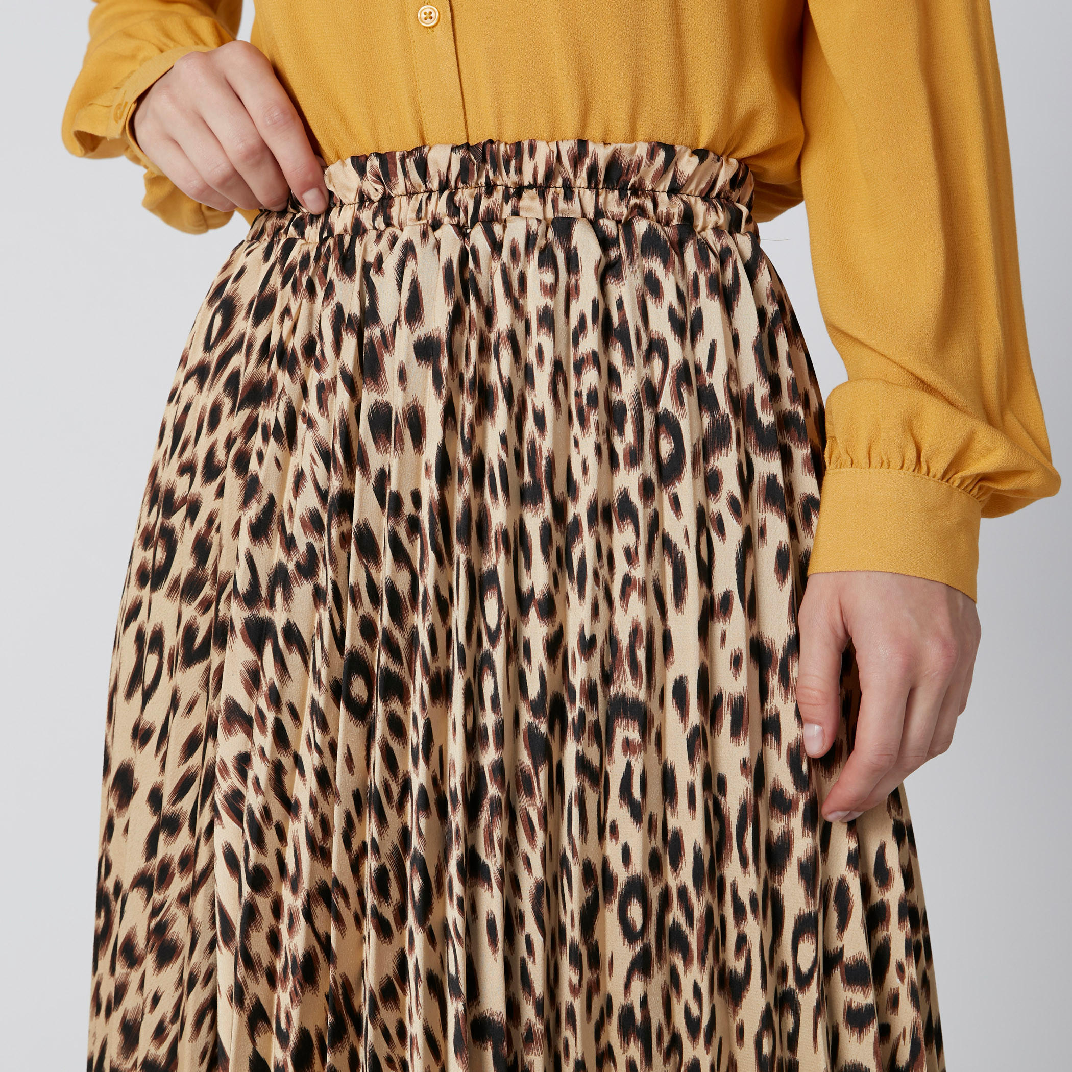 Pleated A-Line Midi Skirt with Animal Prints and Elasticised Waistband-women-clothing-bottoms-skirts-image-4