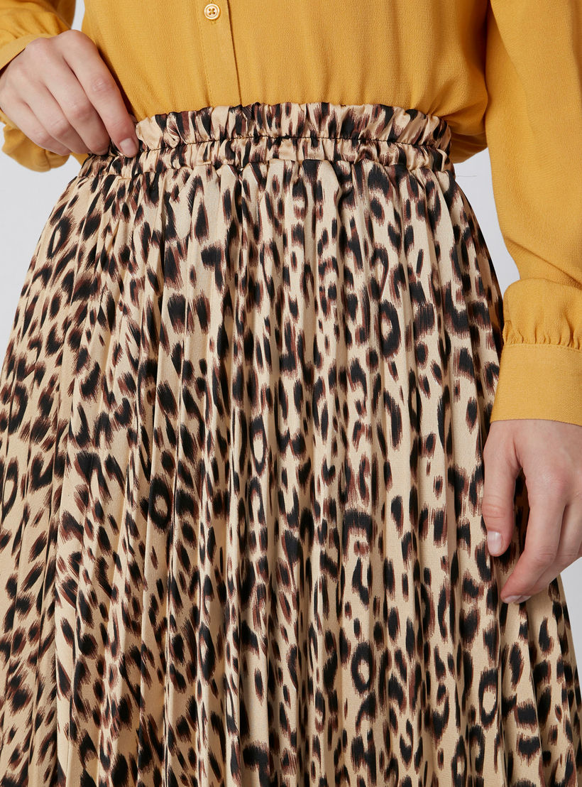 Pleated A-Line Midi Skirt with Animal Prints and Elasticised Waistband-women-clothing-bottoms-skirts-image-4