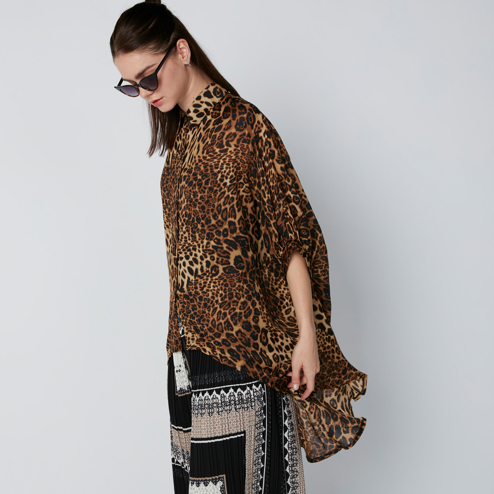 قميص واسع بطبعات حيوانات وأكمام 3/4-women-clothing-shirtsandblouses-shirts-image-5