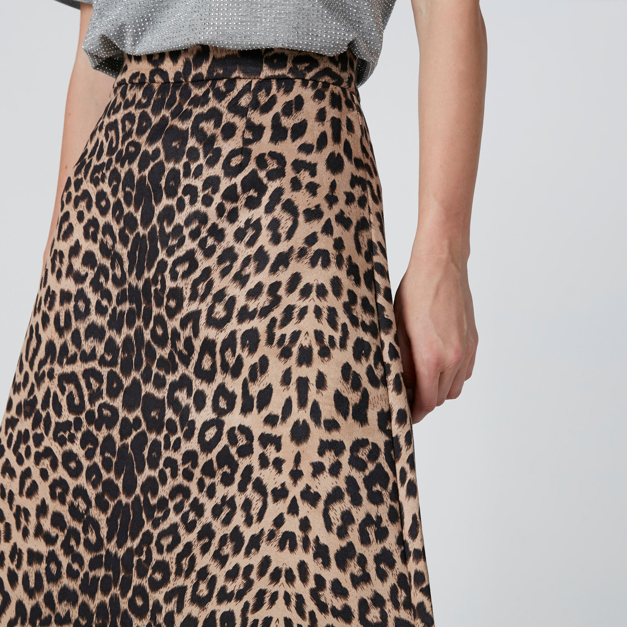 تنورة إيه لاين متوسطة الطول بطبعات-women-clothing-bottoms-skirts-image-1